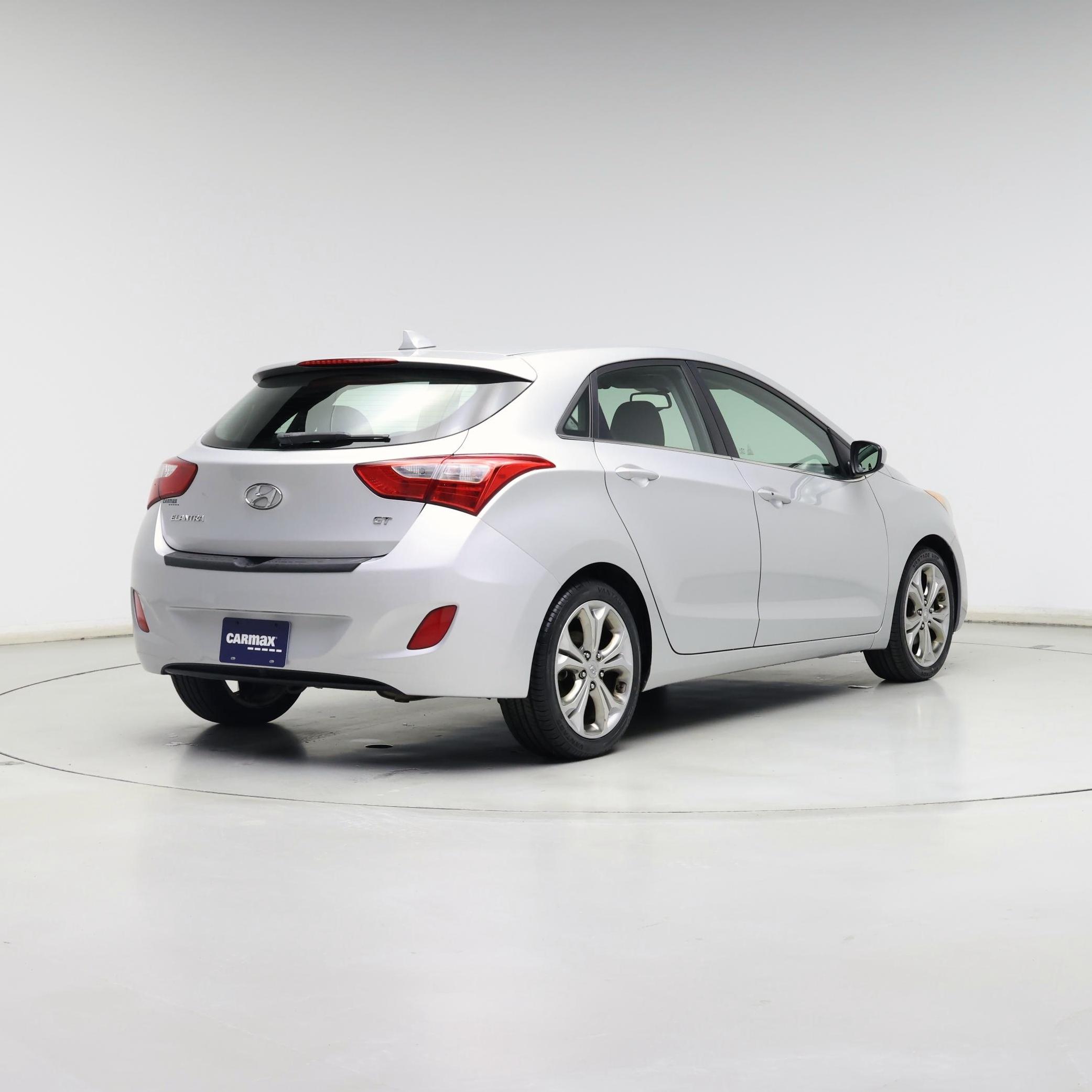 Thumbnail: 2013 Hyundai Elantra - 8