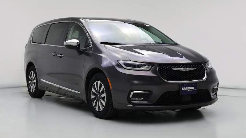 2023 Chrysler Pacifica Hybrid Limited Hero Image