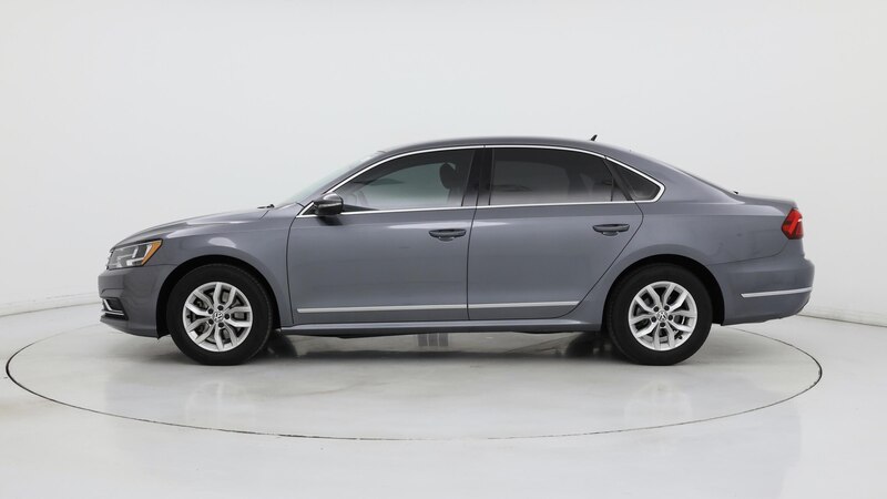 2017 Volkswagen Passat S 3