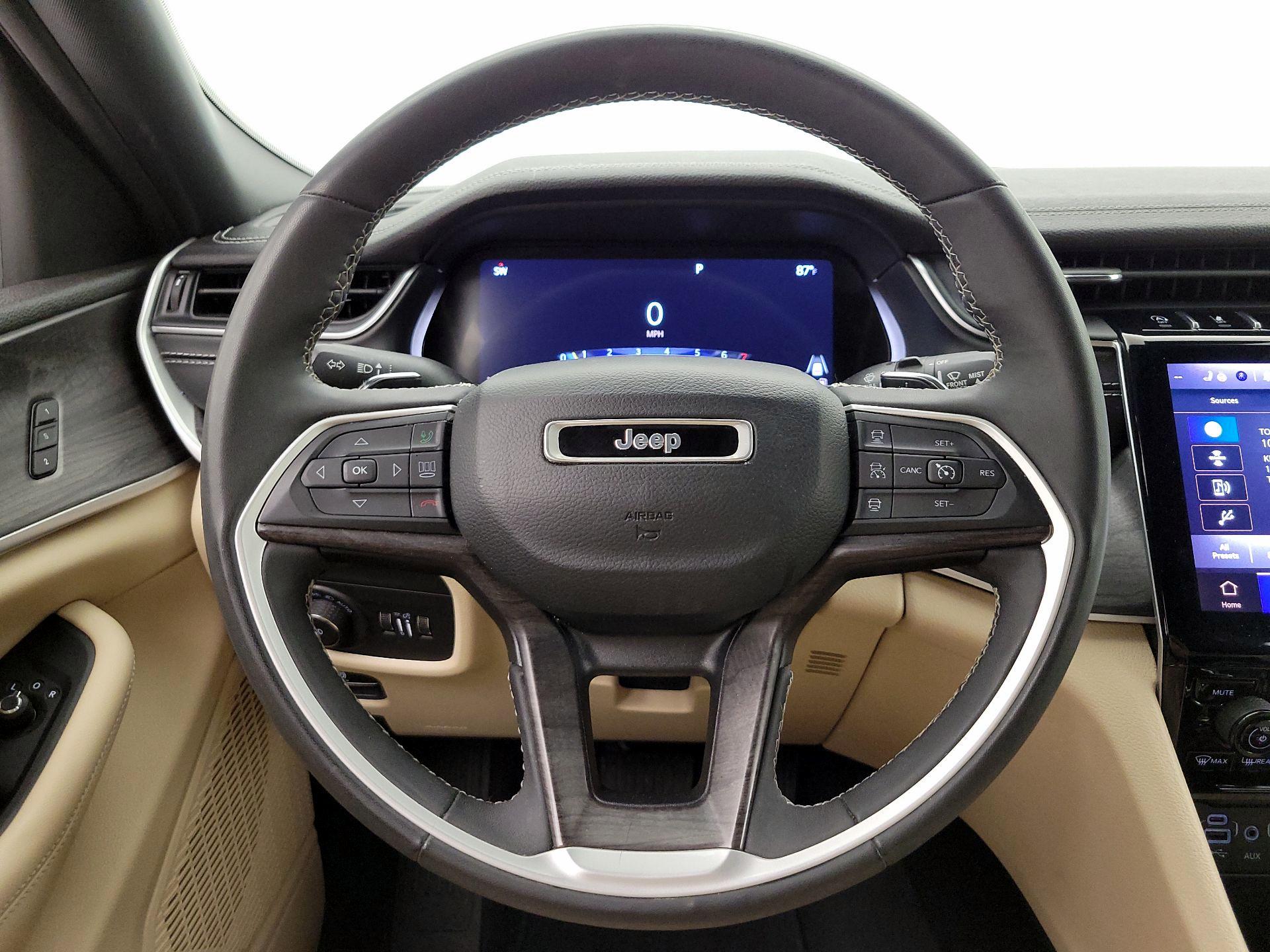 Thumbnail: 2023 Jeep Grand Cherokee L - 10