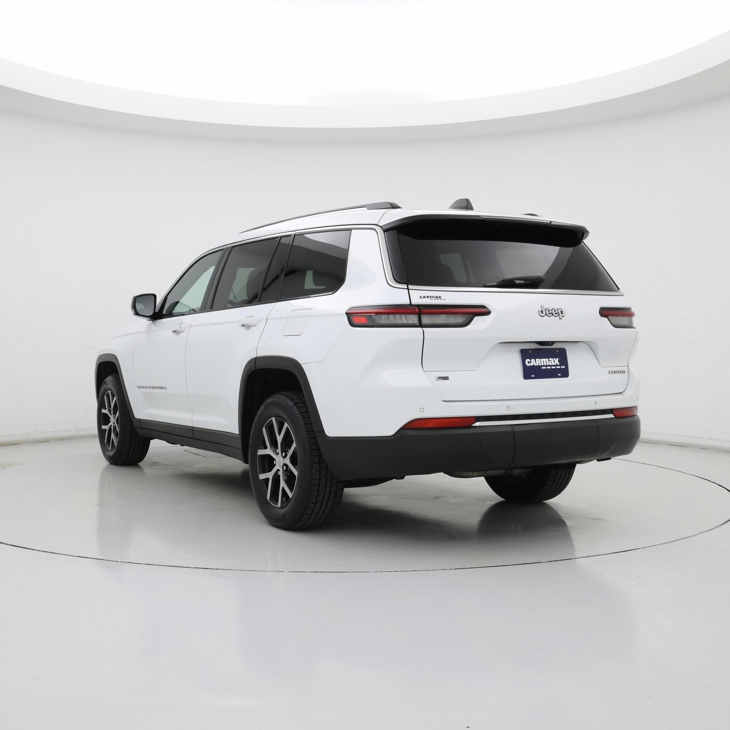 Thumbnail: 2023 Jeep Grand Cherokee L - 2