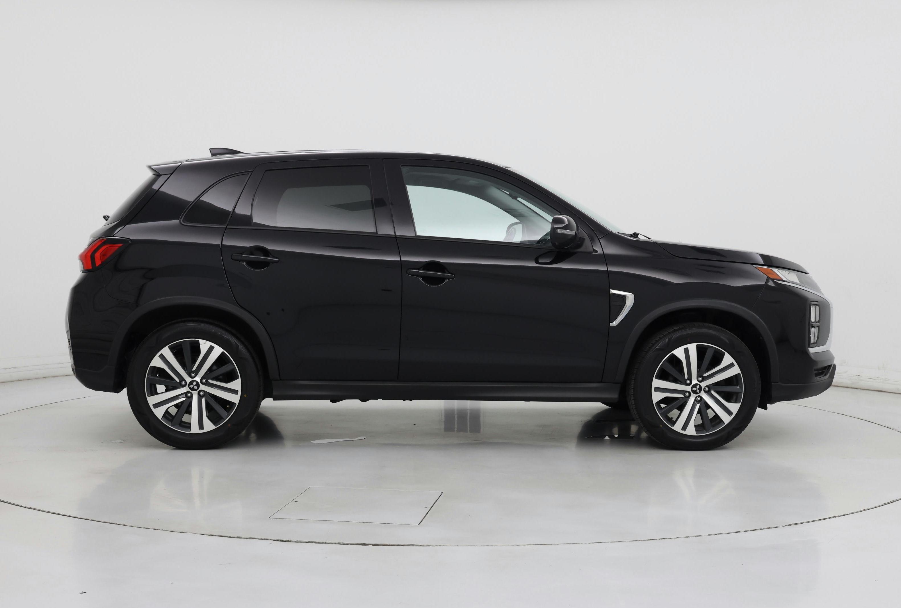 Thumbnail: 2021 Mitsubishi Outlander Sport - 7