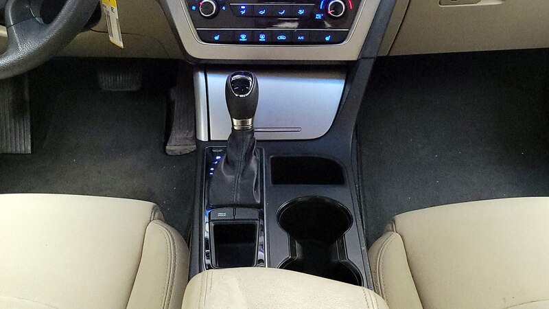 2015 Hyundai Sonata Sport 17