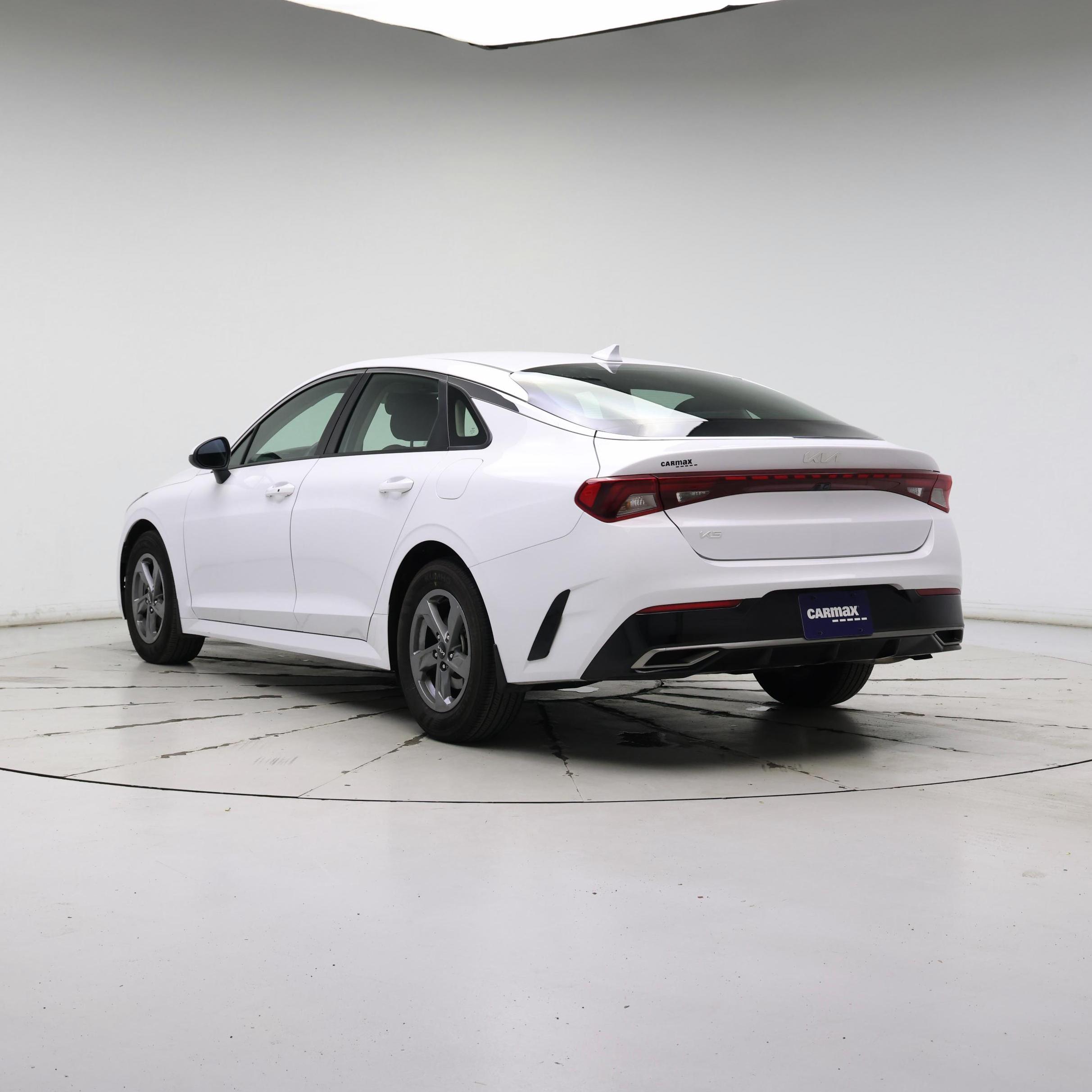 Thumbnail: 2023 Kia K5 - 2