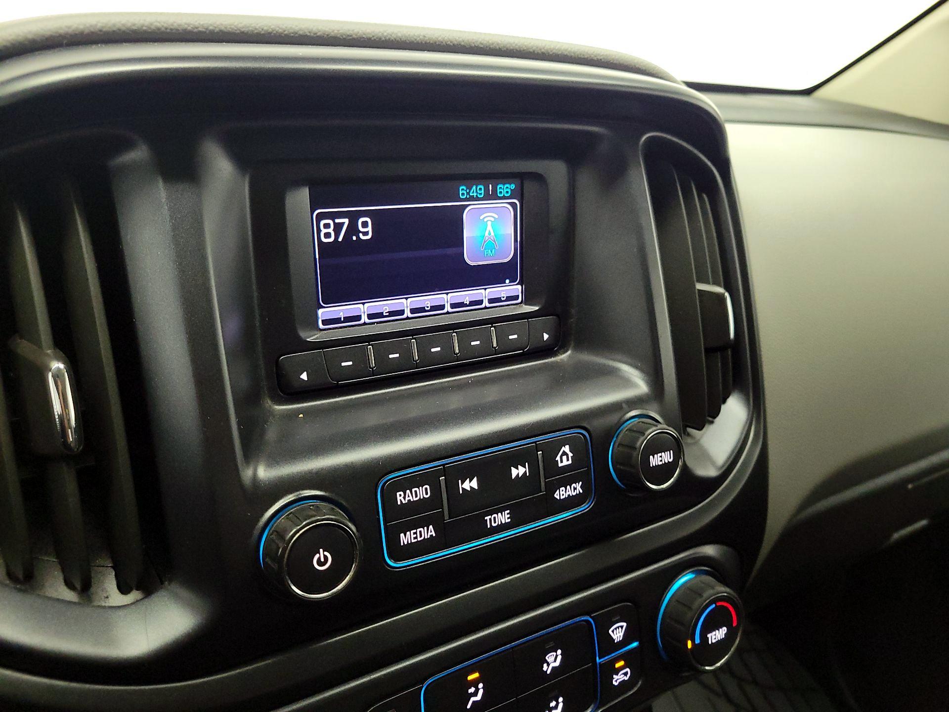 Thumbnail: 2016 Chevrolet Colorado - 15