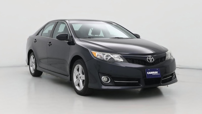 2013 Toyota Camry SE Hero Image