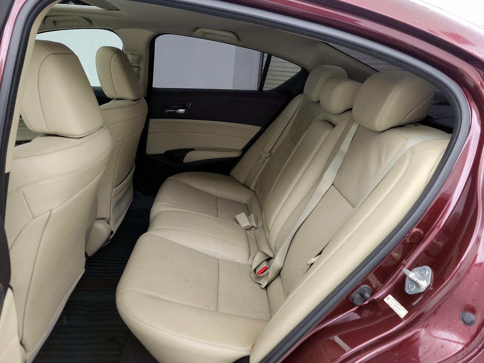Thumbnail: 2013 Acura ILX - 19