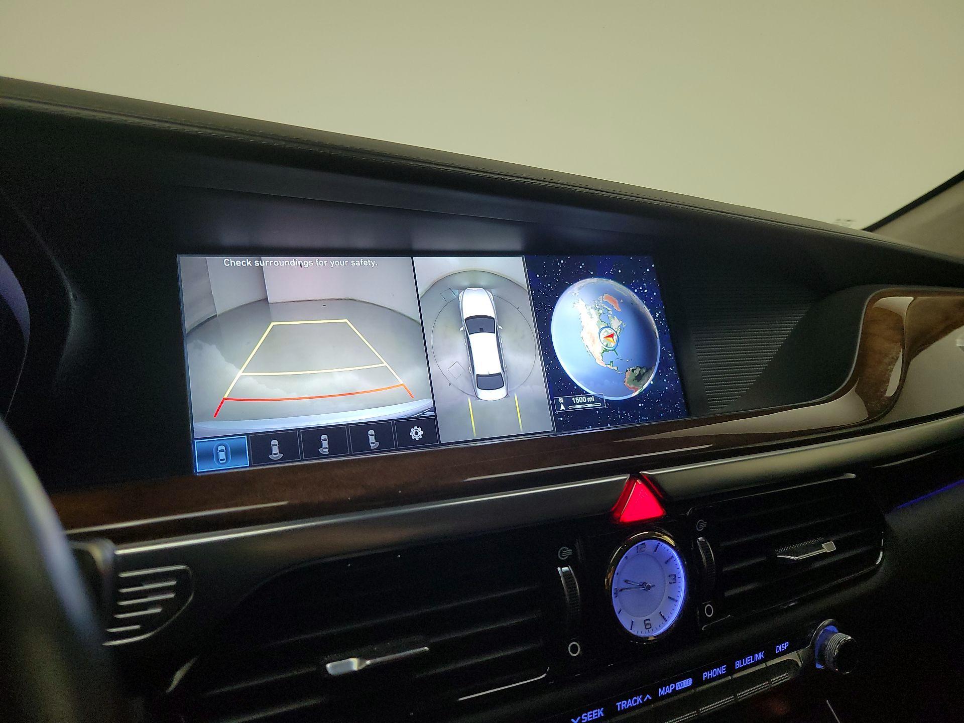 Thumbnail: 2017 Genesis G90 - 15