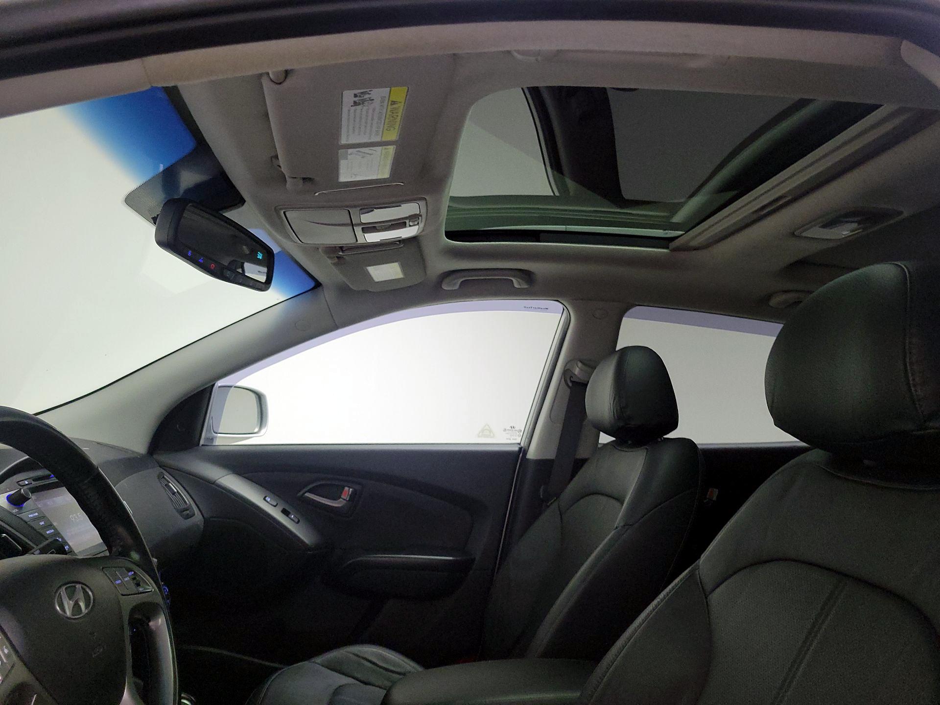 Thumbnail: 2014 Hyundai Tucson - 20