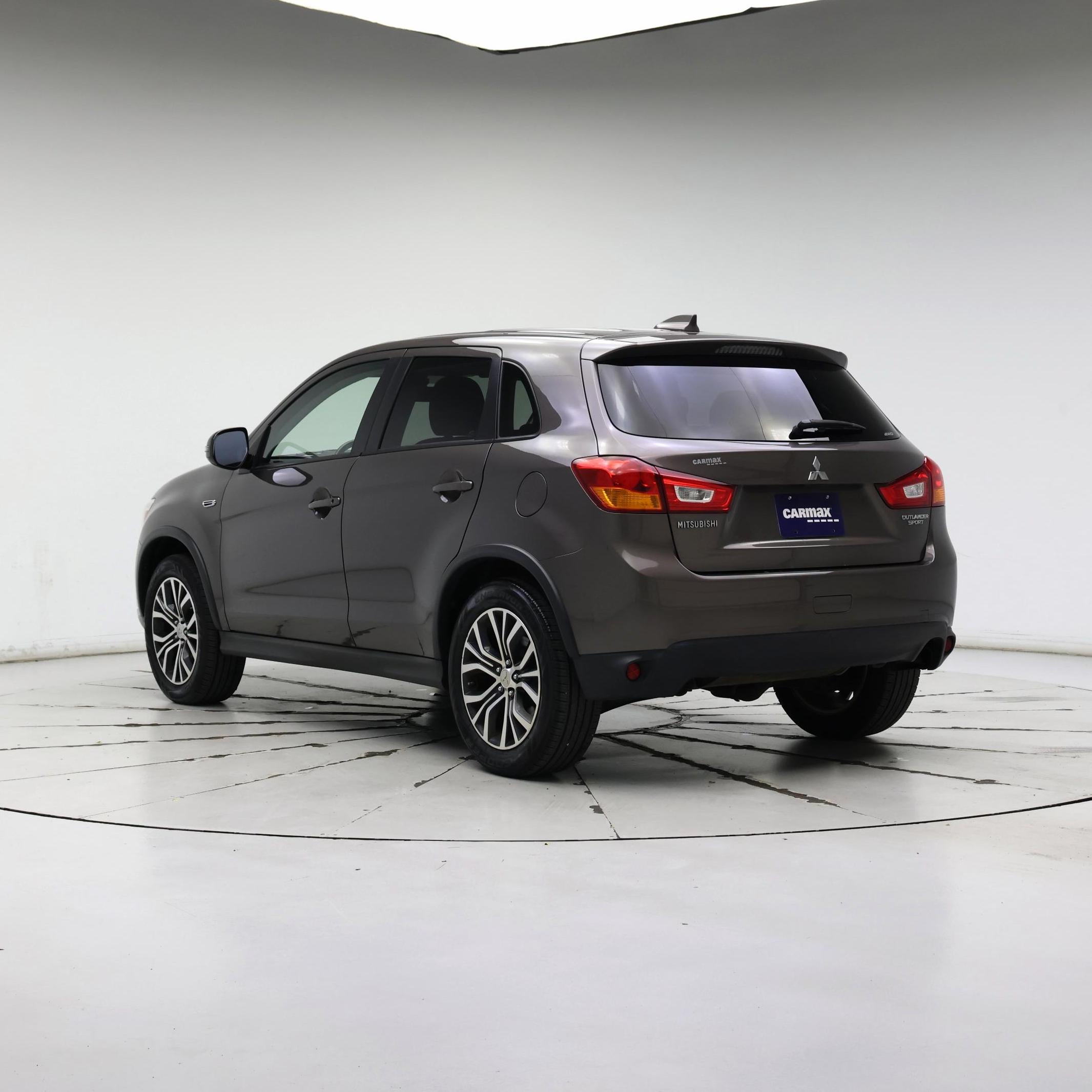 Thumbnail: 2017 Mitsubishi Outlander Sport - 2