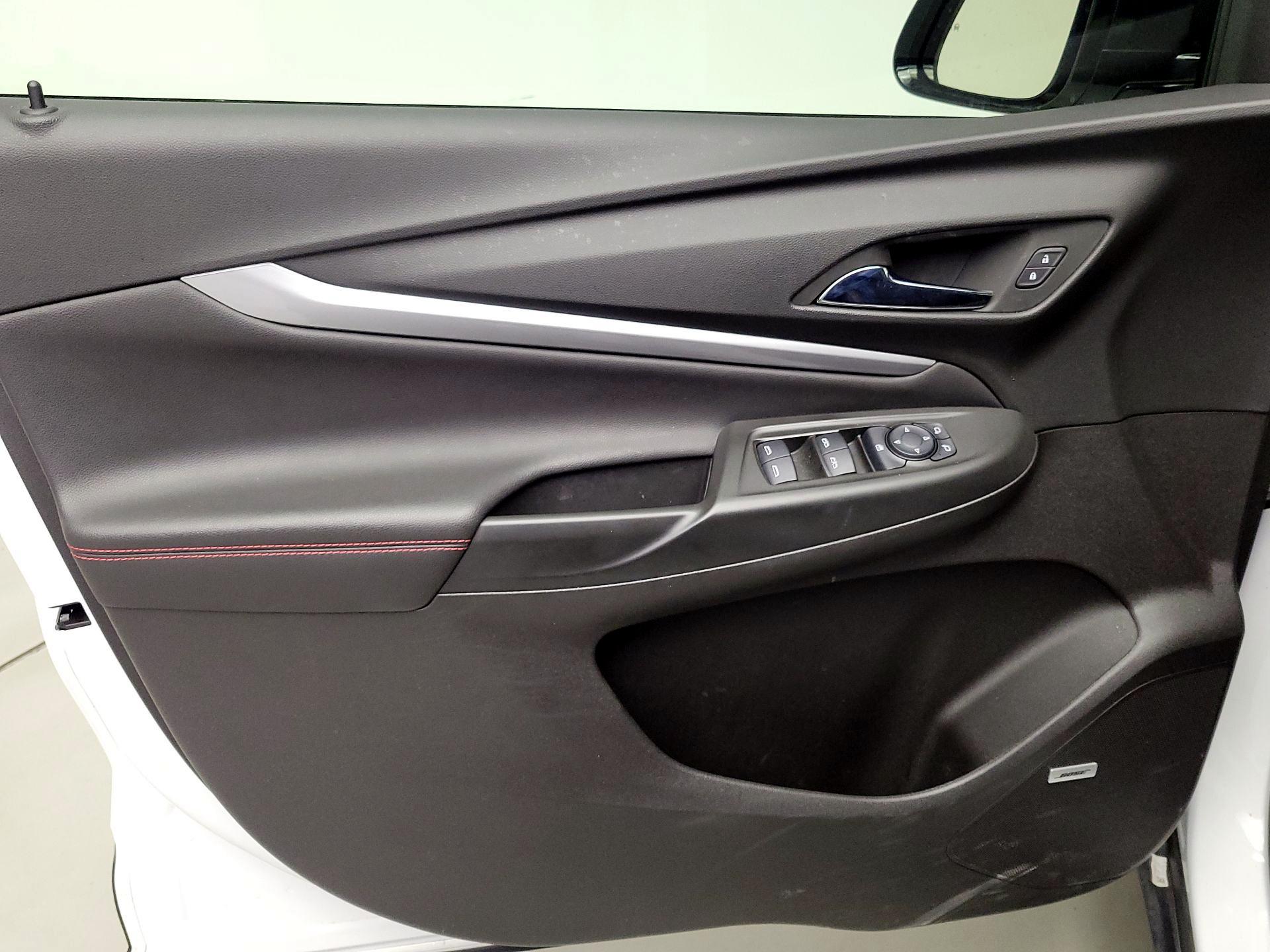 Thumbnail: 2023 Chevrolet Bolt EUV - 12