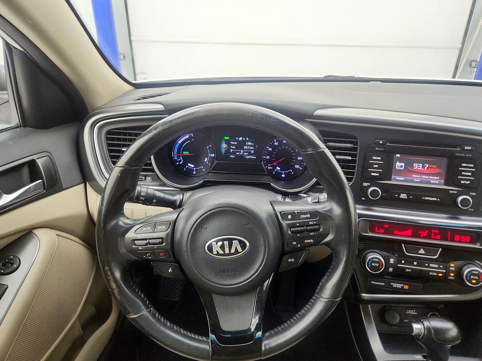 Thumbnail: 2014 Kia Optima - 10
