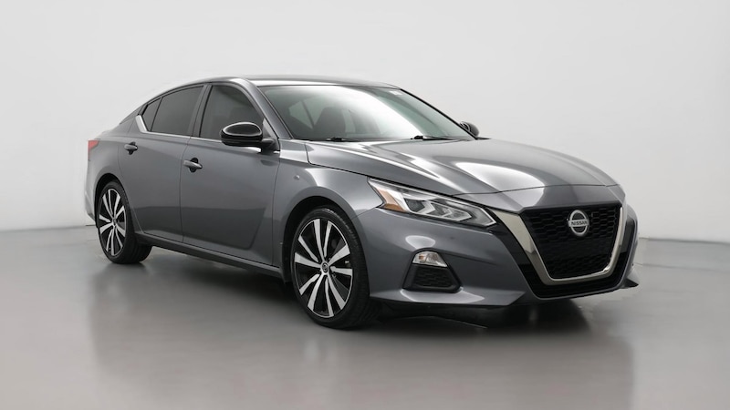 2020 Nissan Altima SR Hero Image
