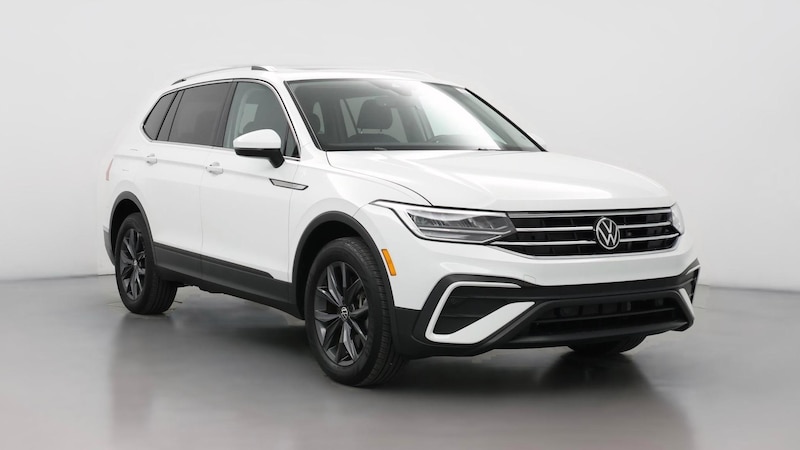 2022 Volkswagen Tiguan SE Hero Image