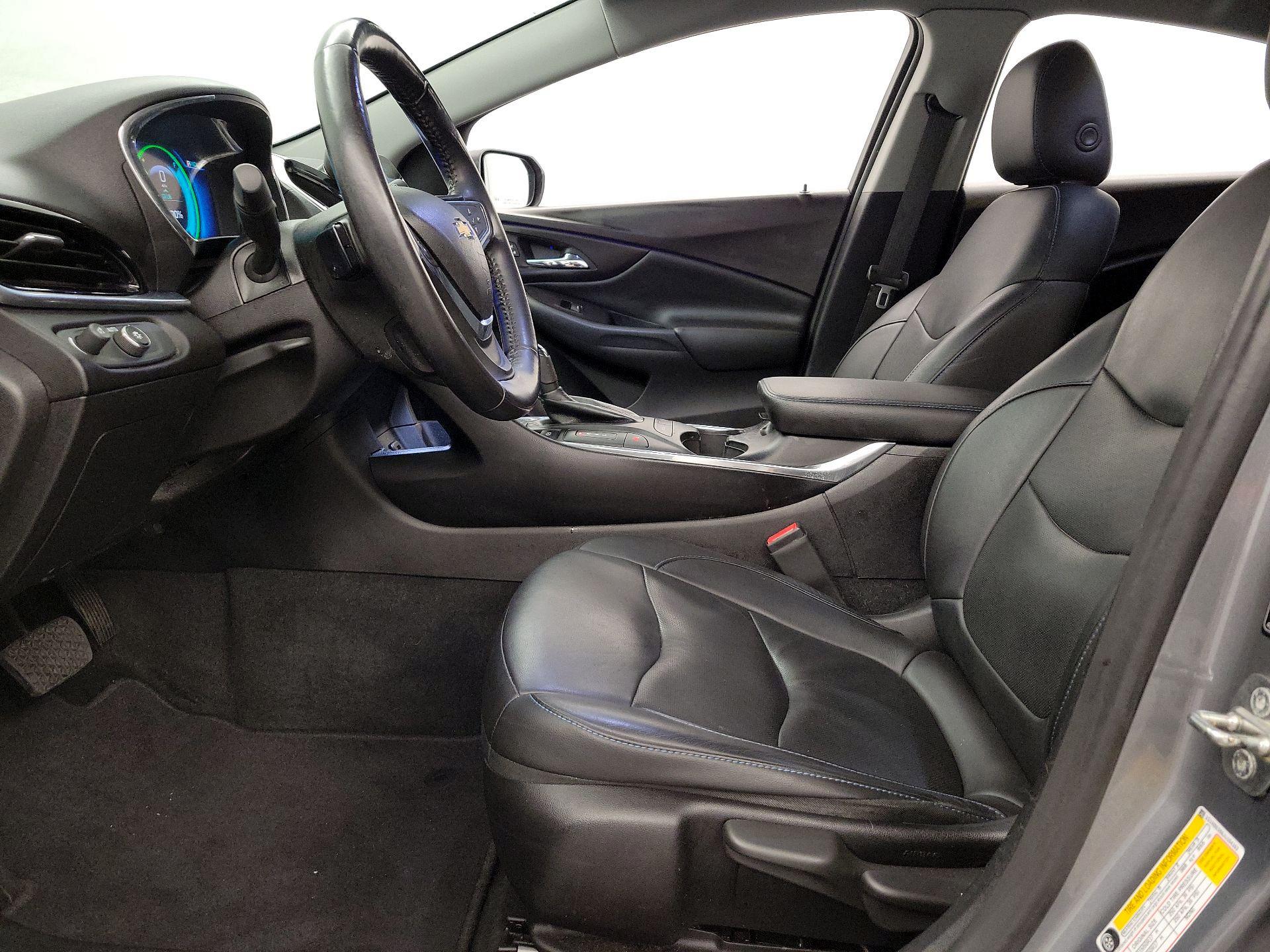 Thumbnail: 2018 Chevrolet Volt - 11