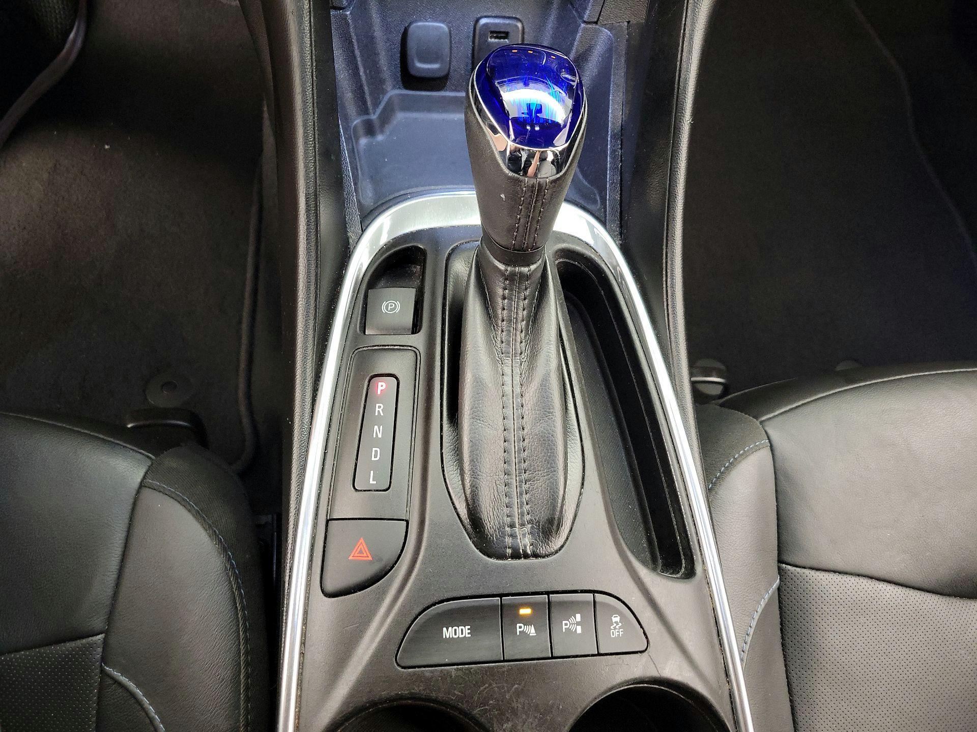 Thumbnail: 2018 Chevrolet Volt - 18