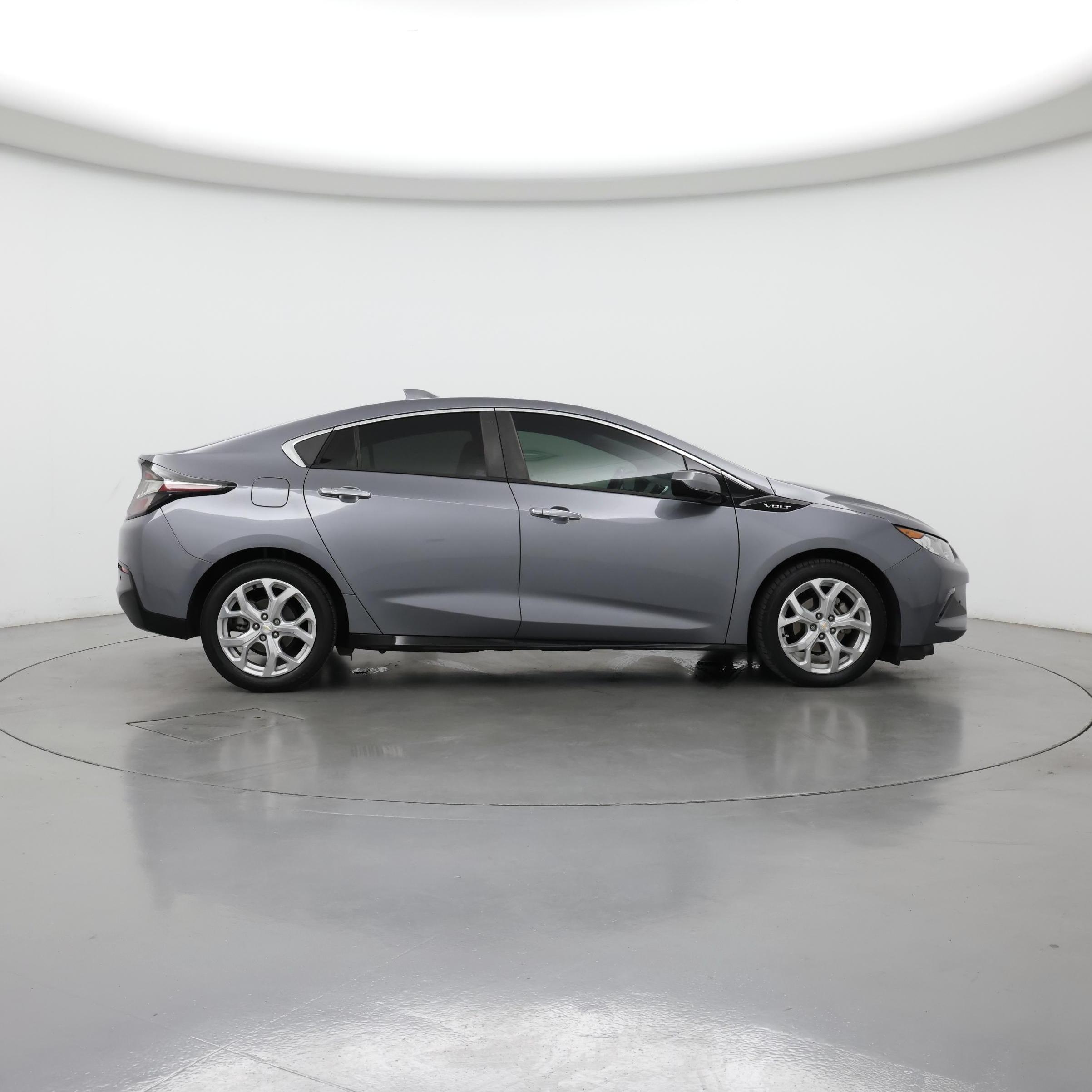 Thumbnail: 2018 Chevrolet Volt - 7