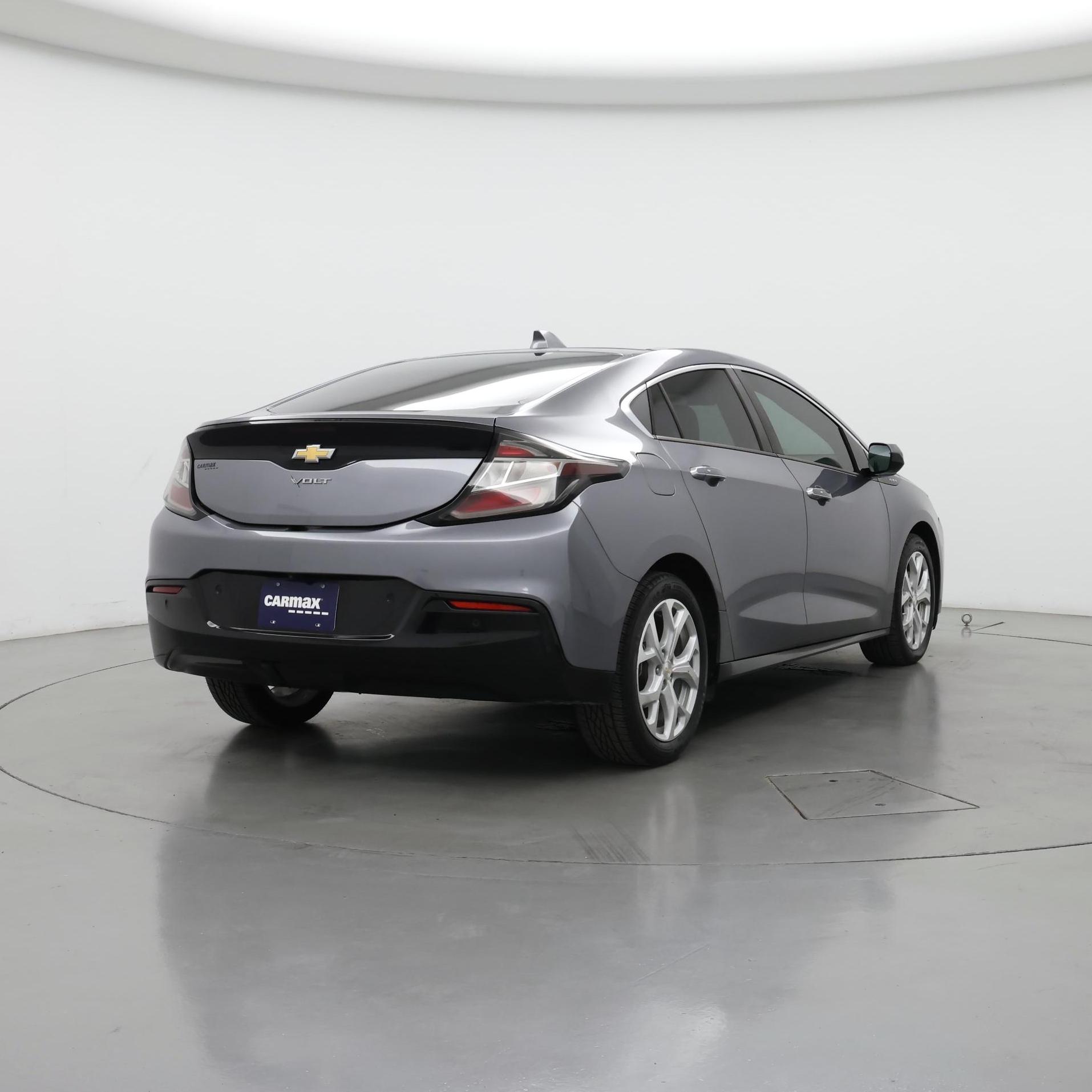 Thumbnail: 2018 Chevrolet Volt - 8