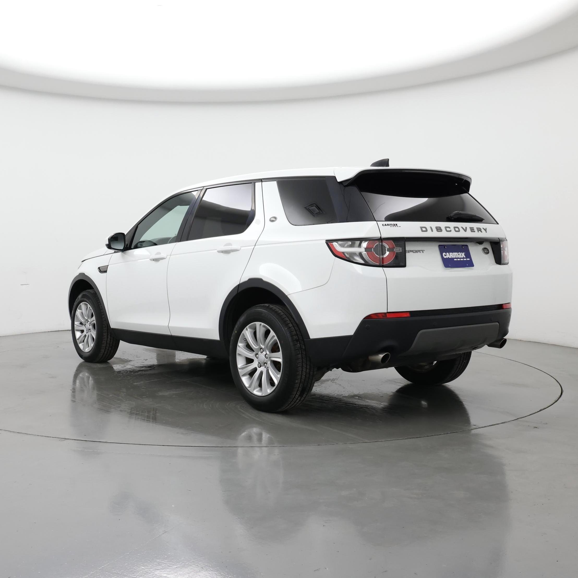 Thumbnail: 2019 Land Rover Discovery Sport - 2