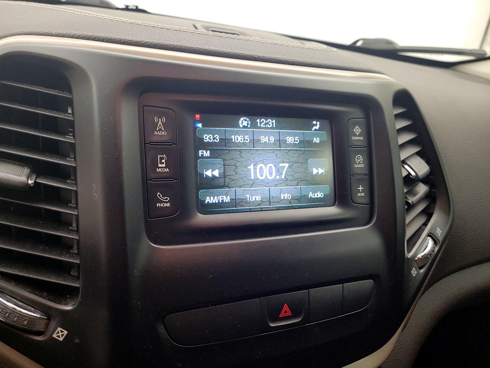 Thumbnail: 2014 Jeep Cherokee - 13