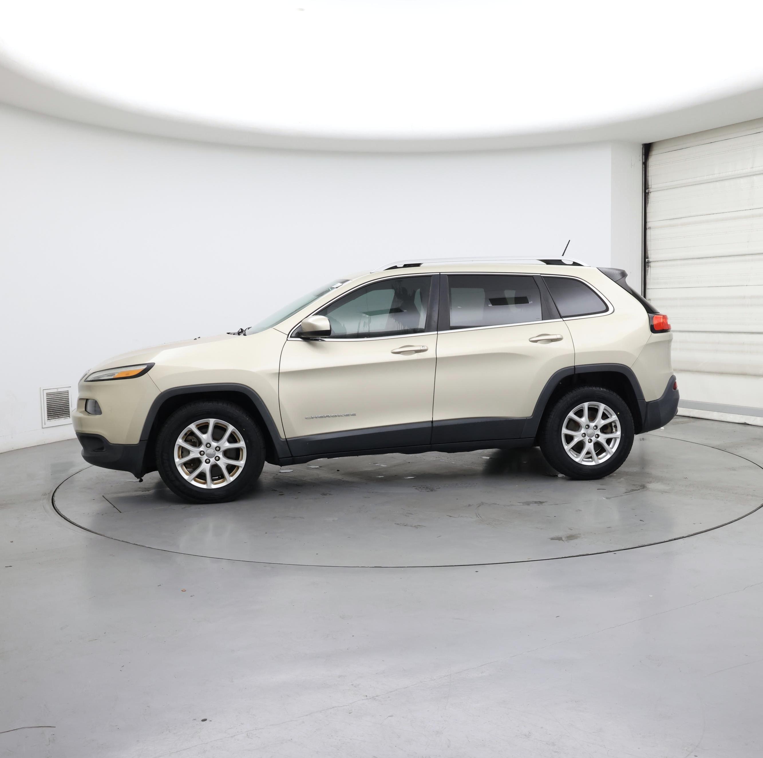 Thumbnail: 2014 Jeep Cherokee - 3
