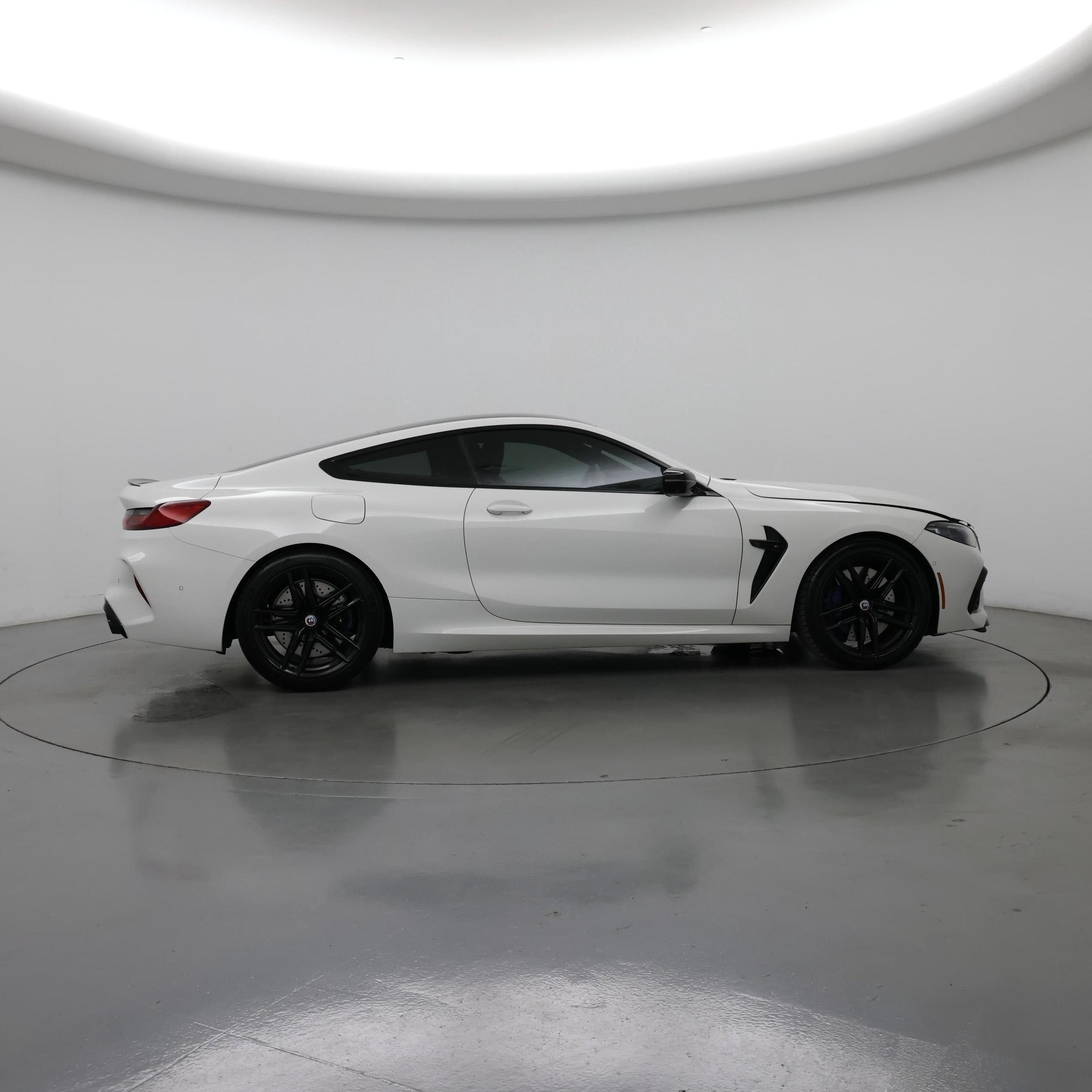 Thumbnail: 2023 BMW M8 - 7