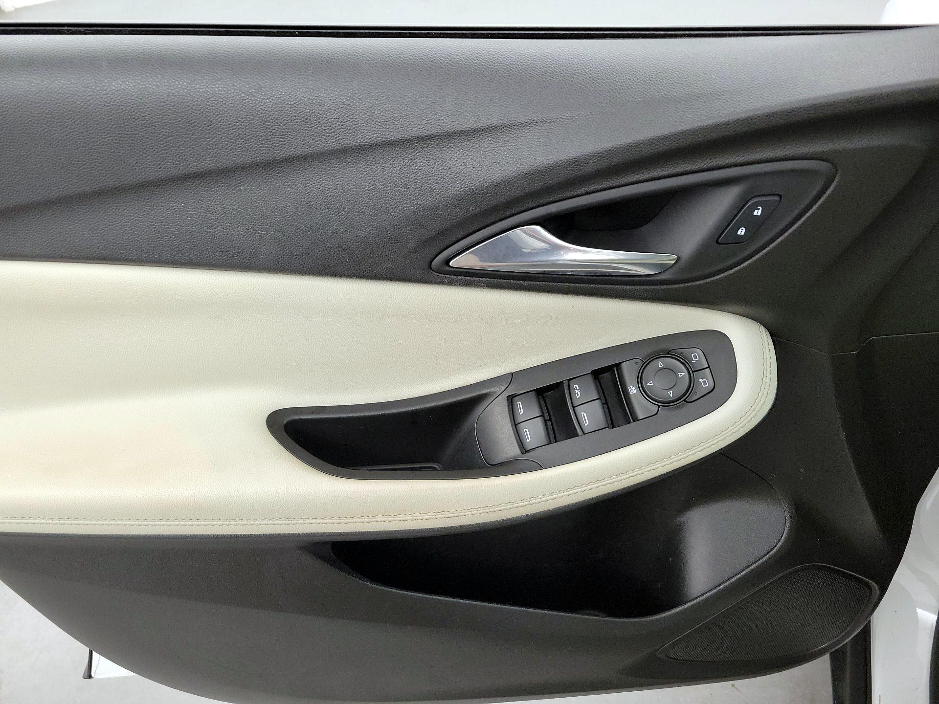 Thumbnail: 2021 Buick Encore GX - 12