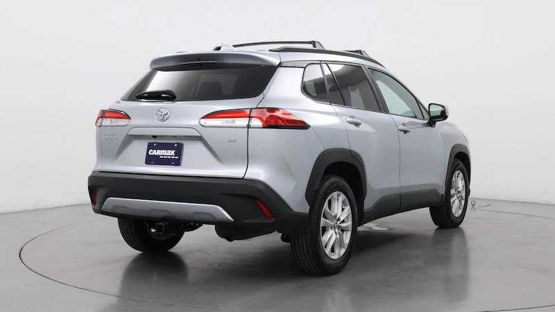 2023 Toyota Corolla Cross LE 8