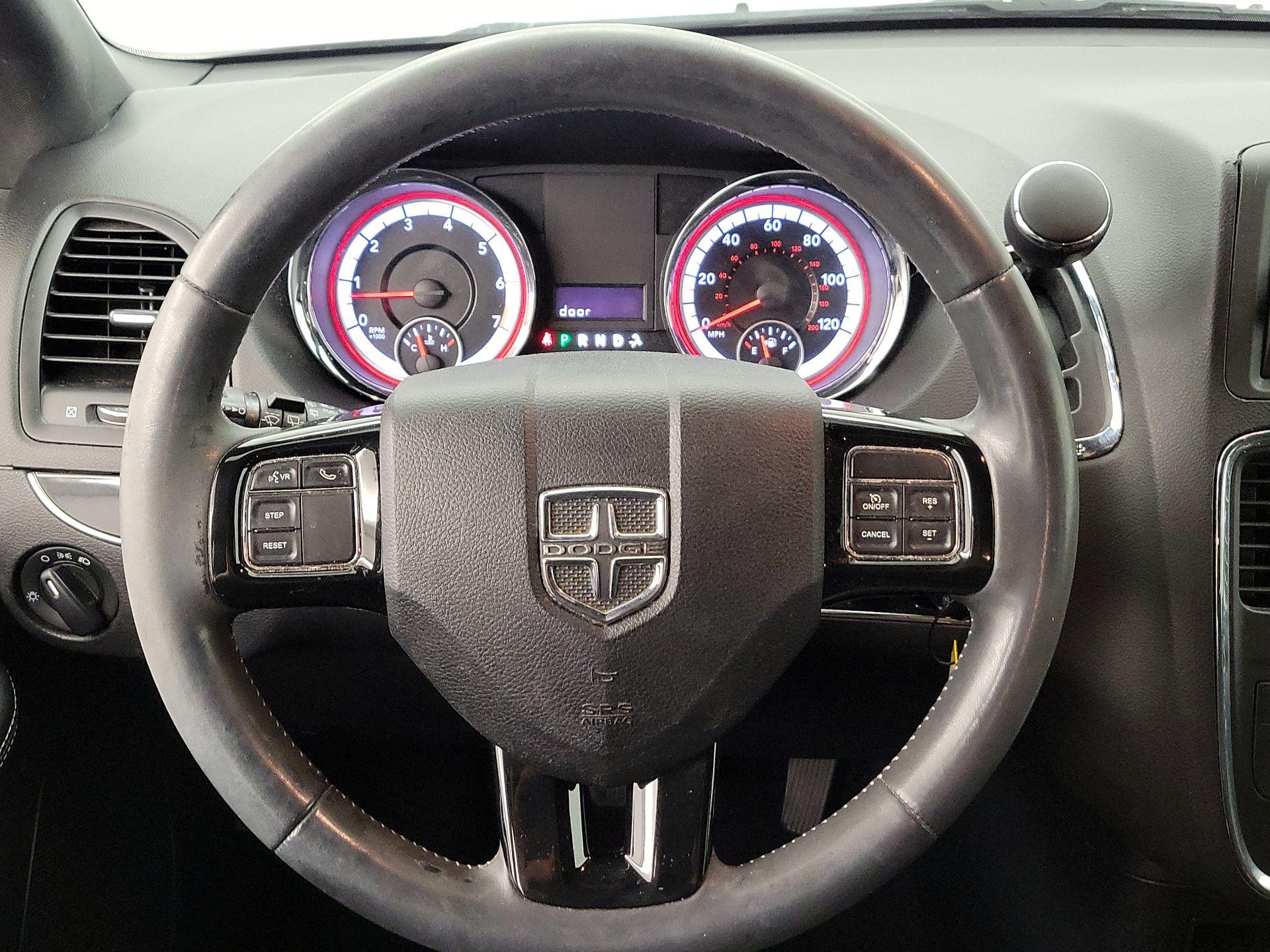 Thumbnail: 2016 Dodge Grand Caravan - 10