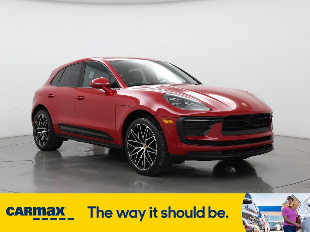 2023 Porsche Macan T