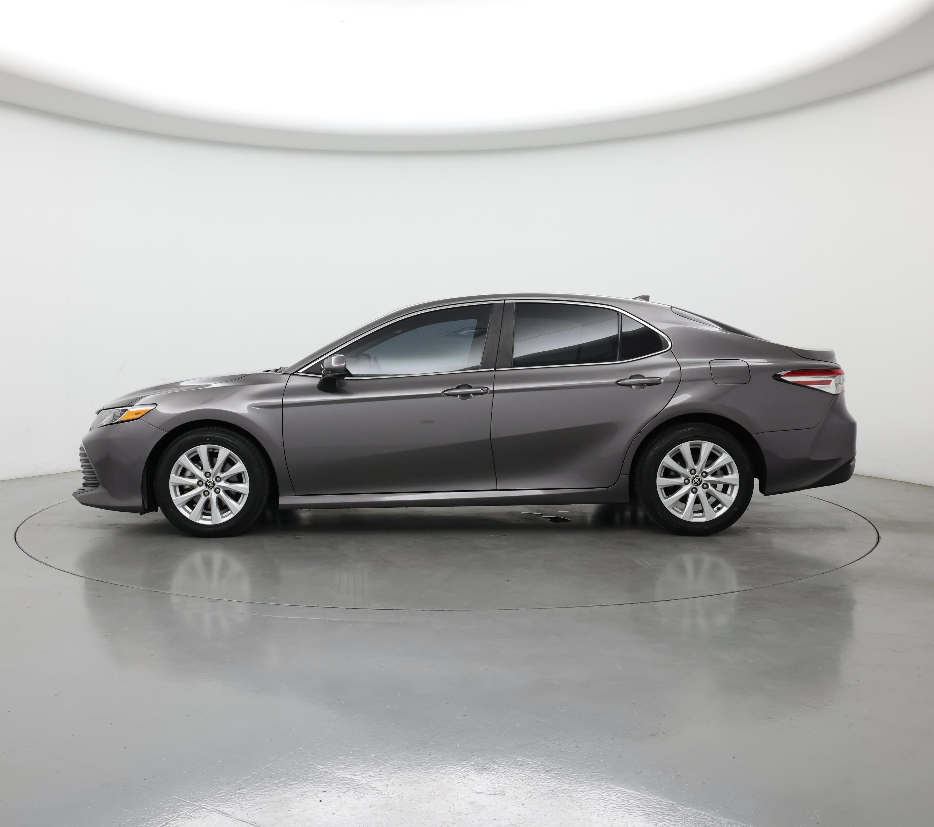Thumbnail: 2020 Toyota Camry - 3