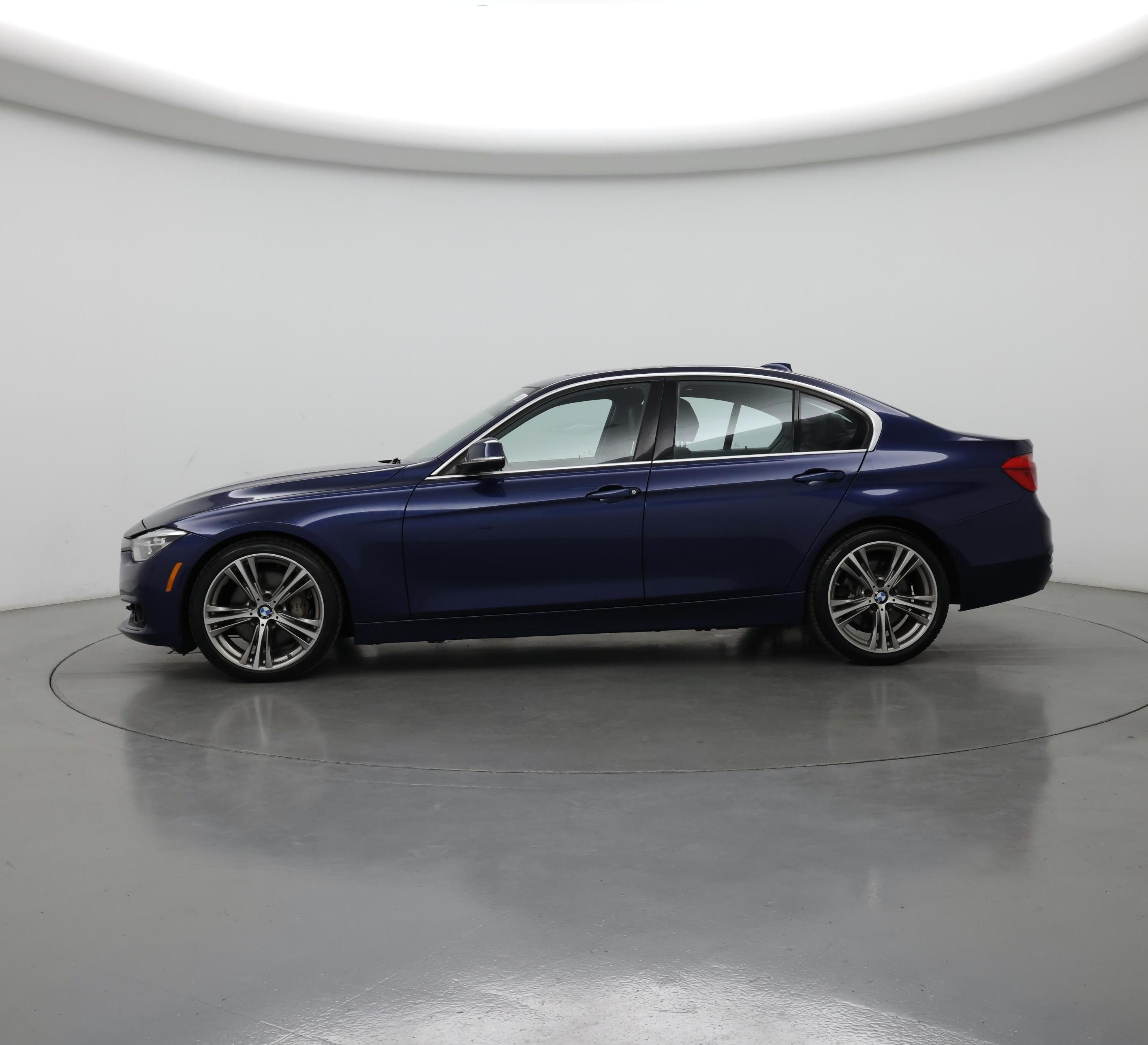 Thumbnail: 2016 BMW 3 Series - 3