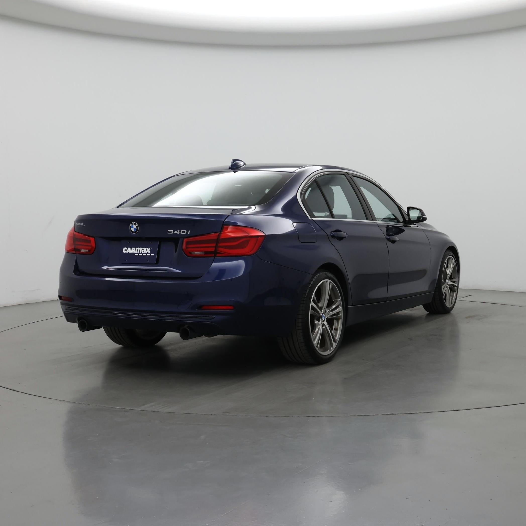 Thumbnail: 2016 BMW 3 Series - 8