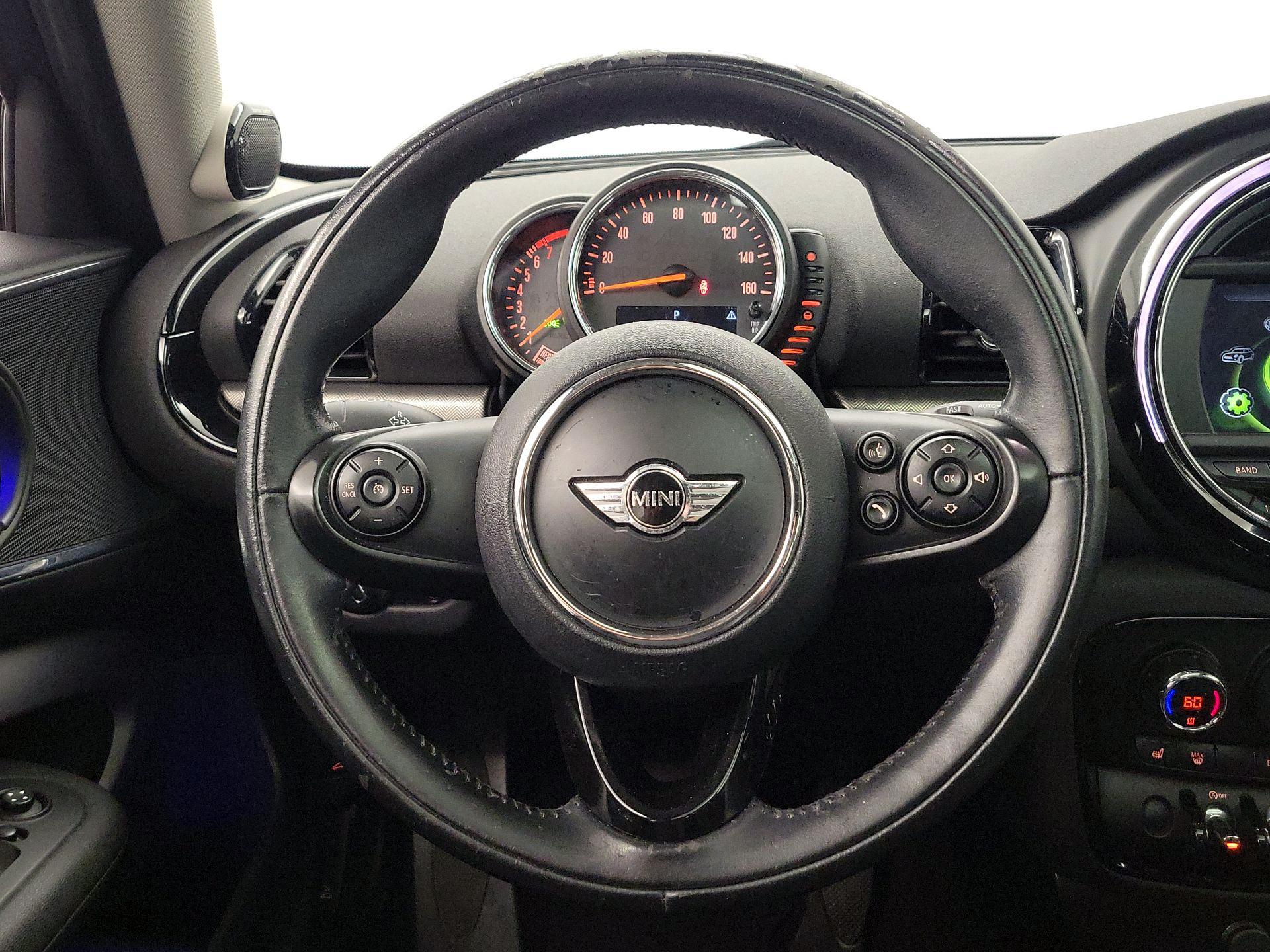 Thumbnail: 2017 MINI Cooper Clubman - 10