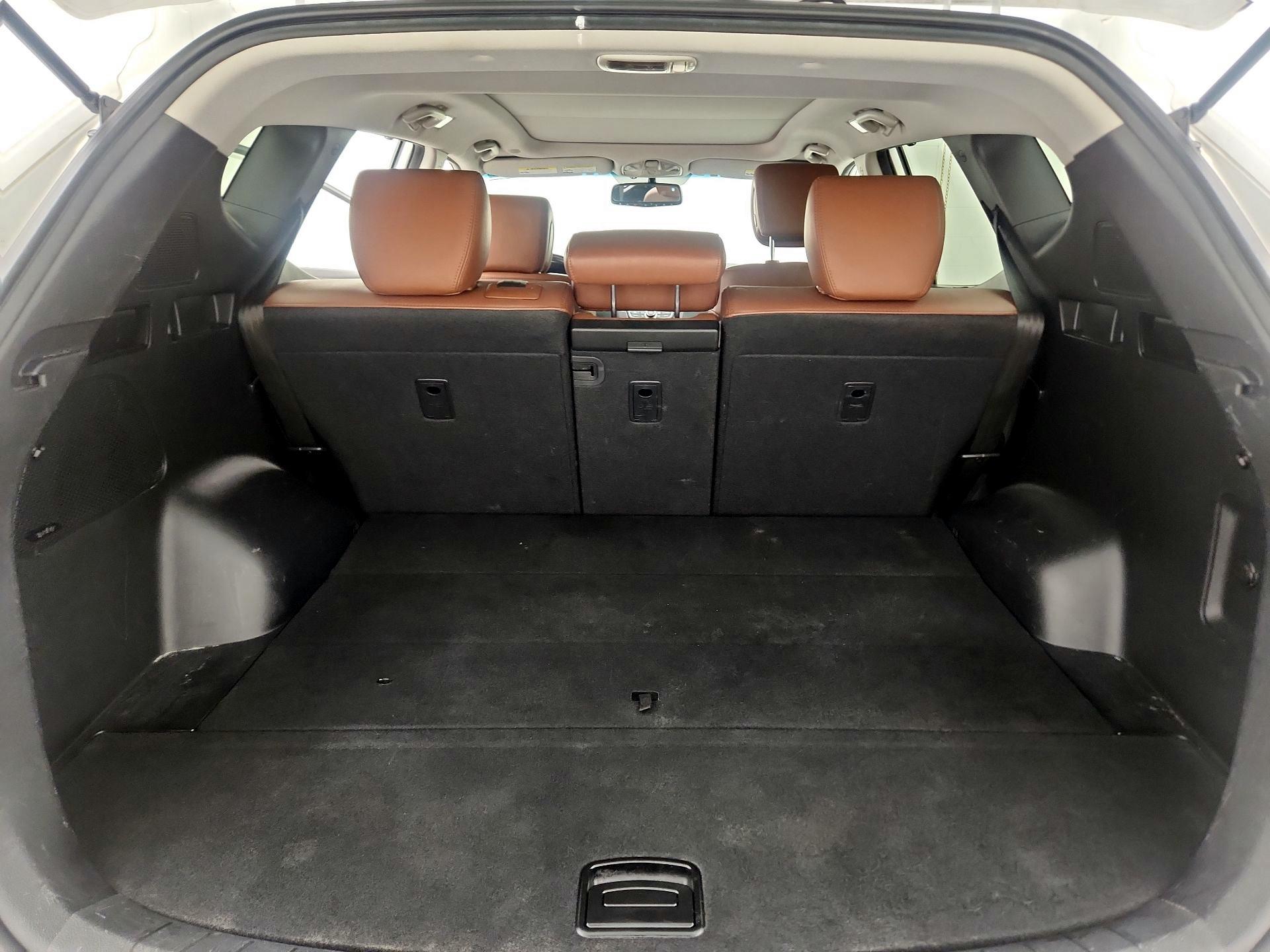 Thumbnail: 2013 Hyundai Santa Fe - 20
