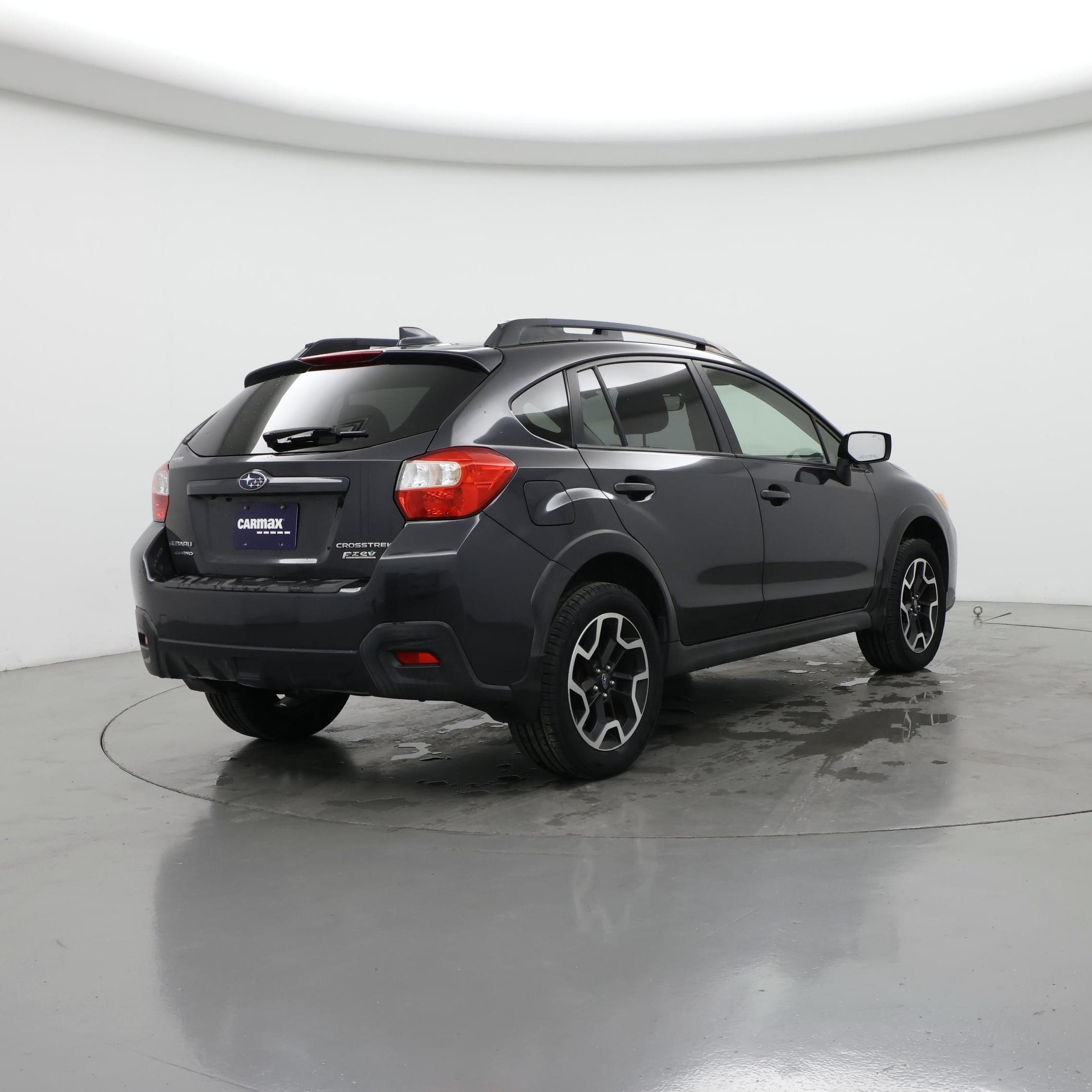 Thumbnail: 2017 Subaru Crosstrek - 8
