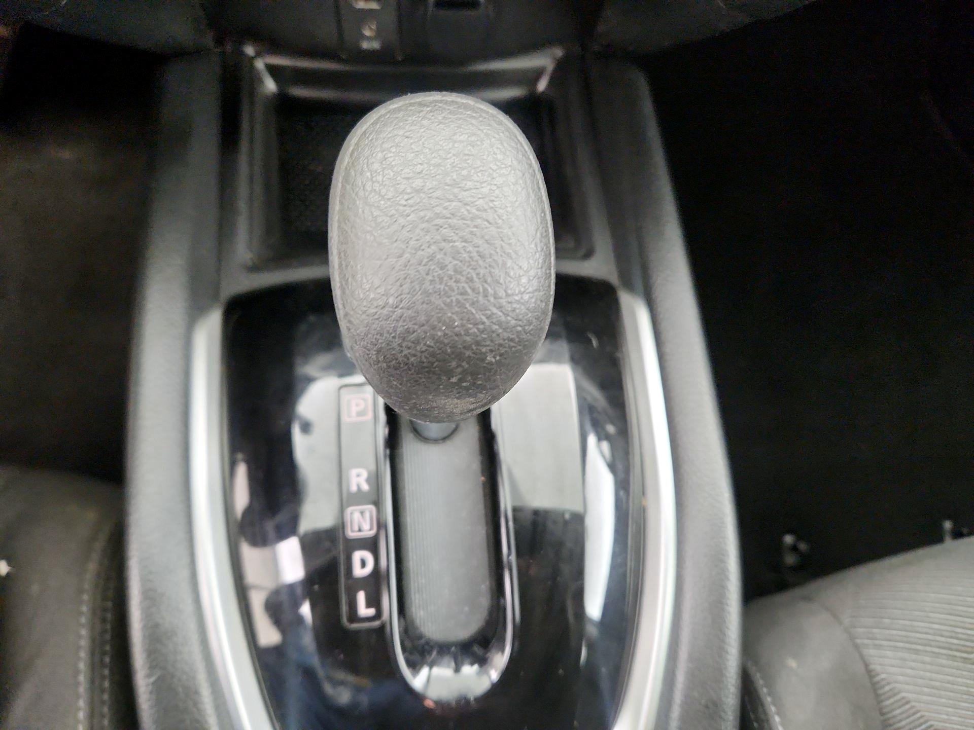 Thumbnail: 2016 Nissan Rogue - 17