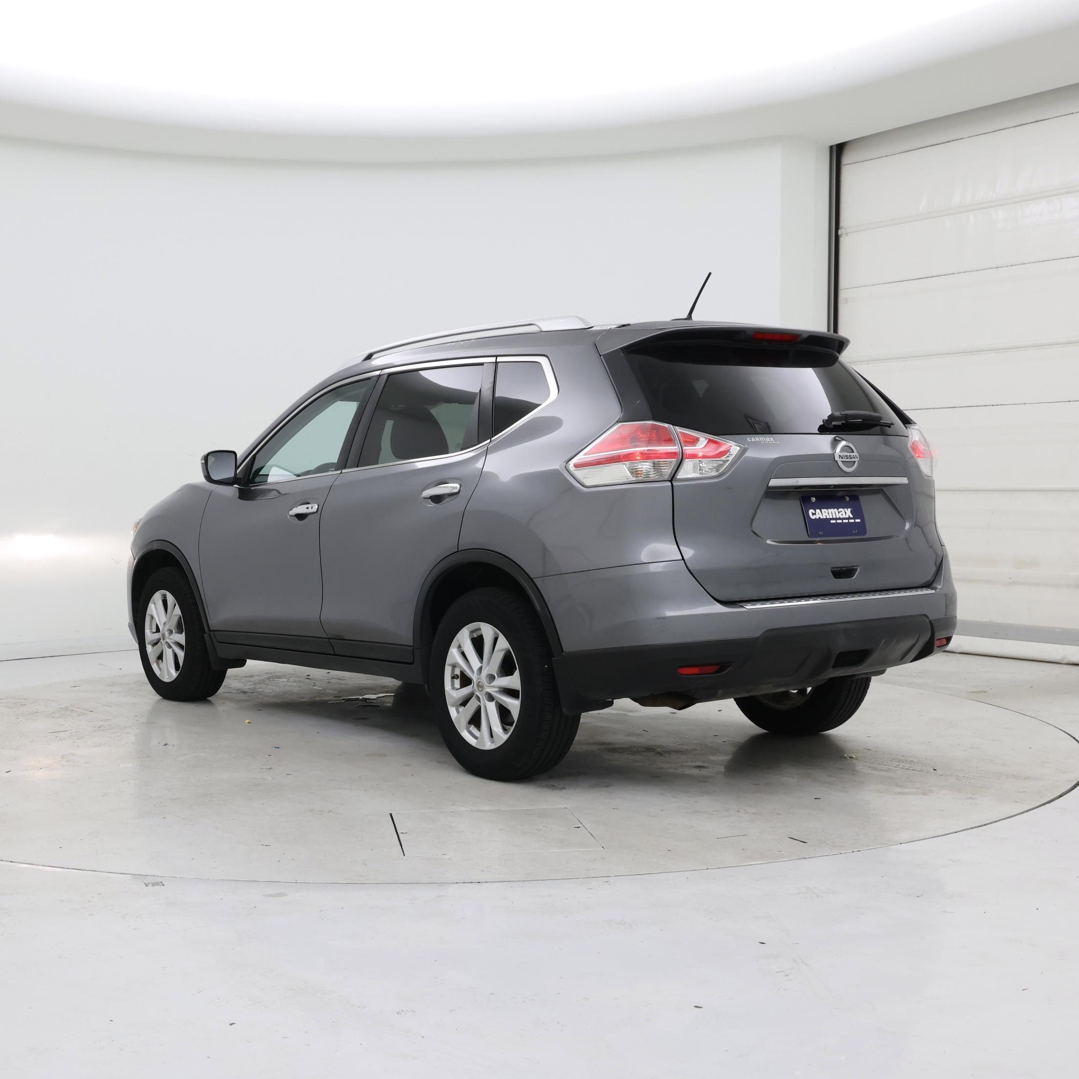Thumbnail: 2016 Nissan Rogue - 2