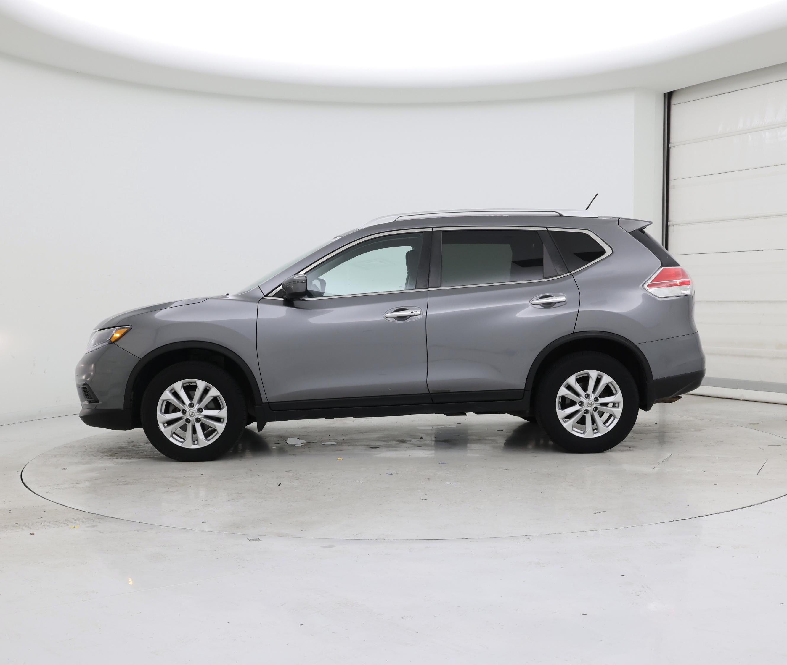 Thumbnail: 2016 Nissan Rogue - 3