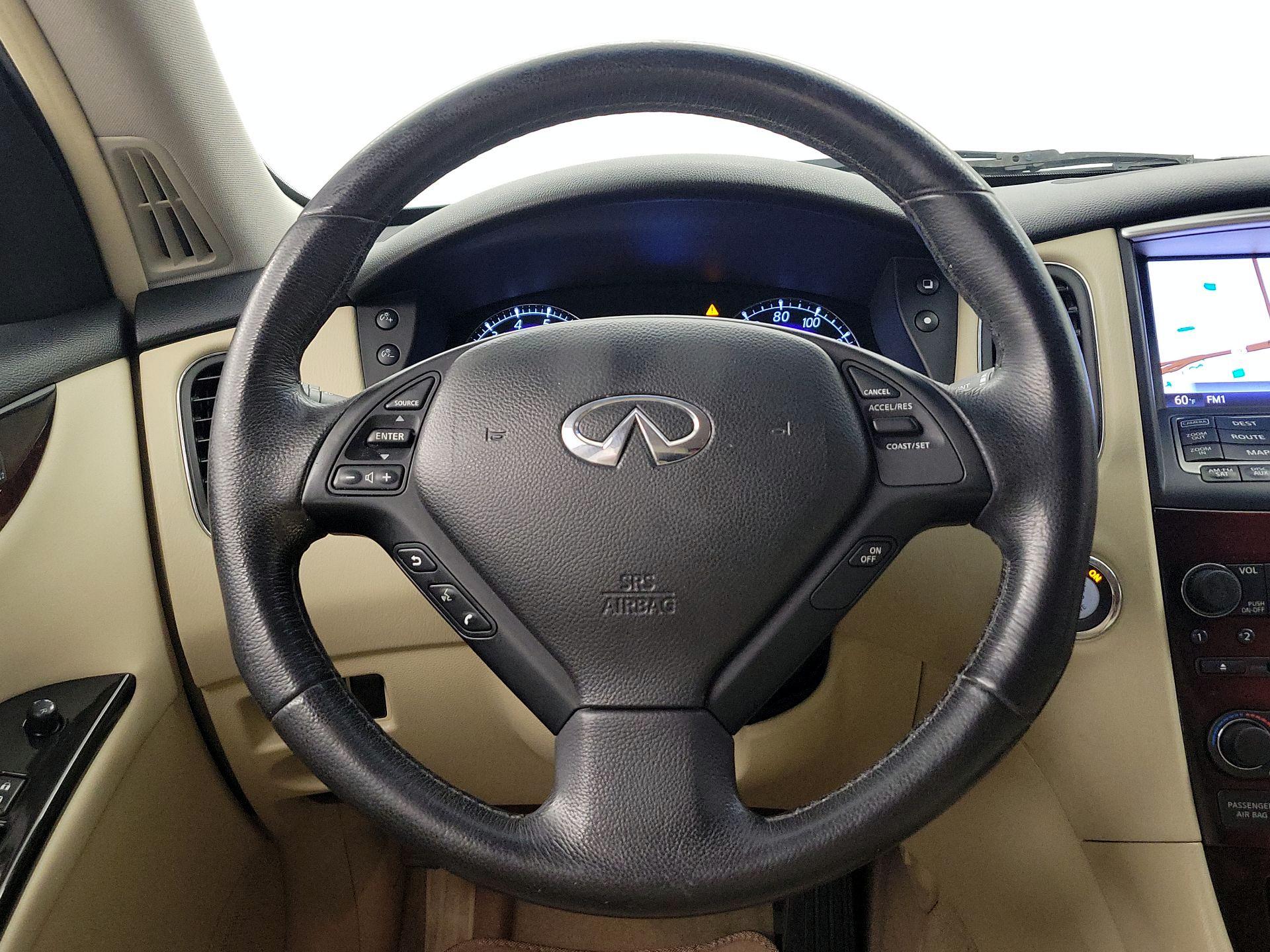Thumbnail: 2016 INFINITI QX50 - 10