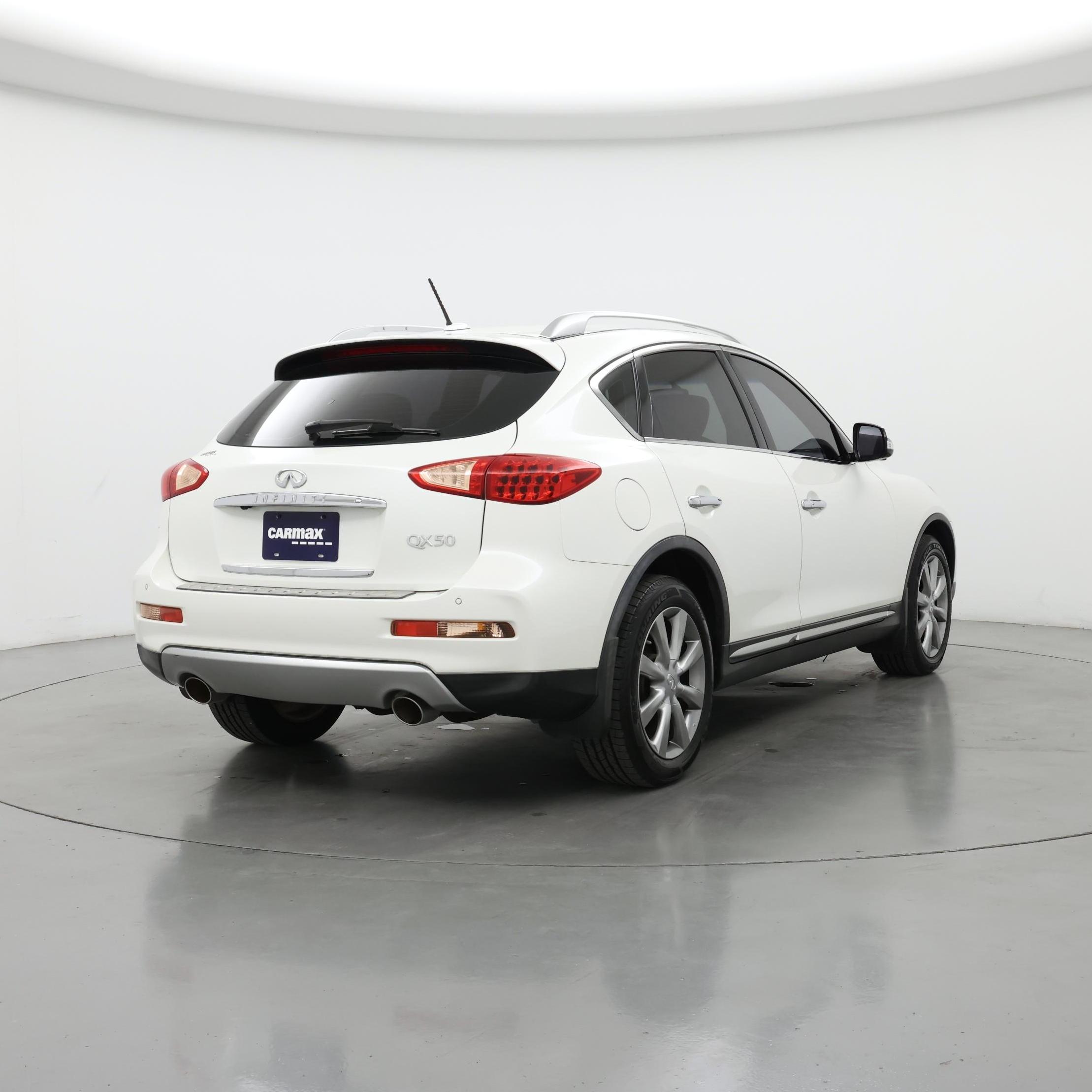 Thumbnail: 2016 INFINITI QX50 - 8