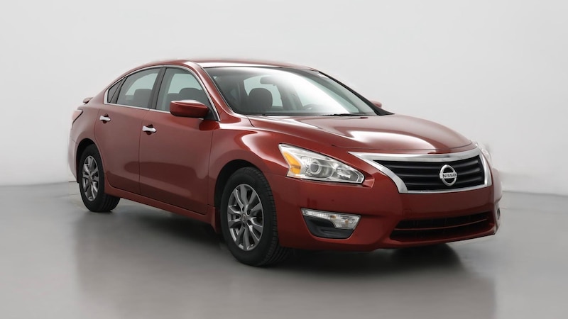 2015 Nissan Altima S Hero Image
