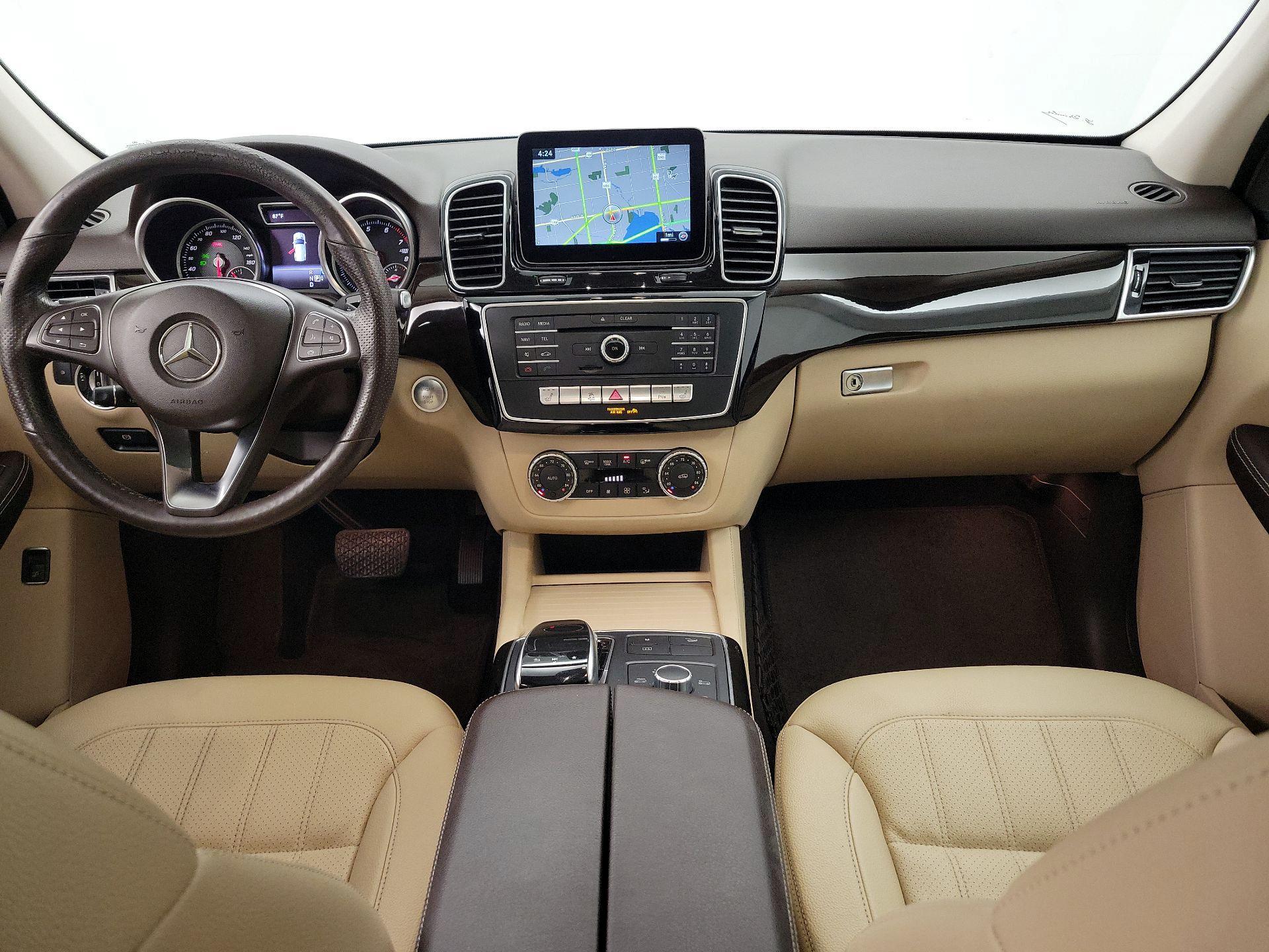 Thumbnail: 2017 Mercedes-Benz GLE - 9