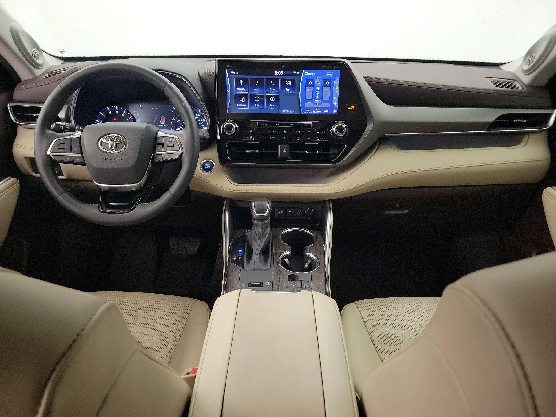 Thumbnail: 2021 Toyota Highlander - 9