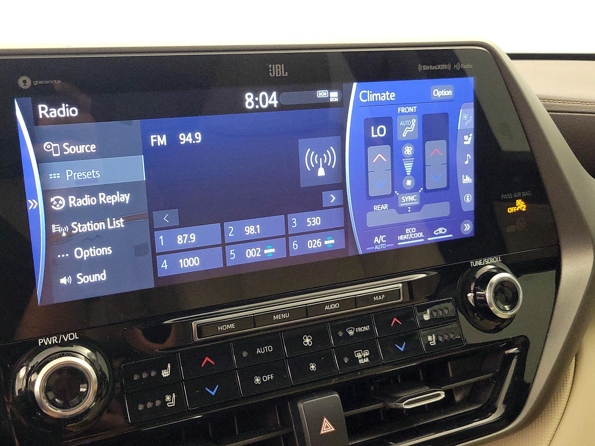 Thumbnail: 2021 Toyota Highlander - 16