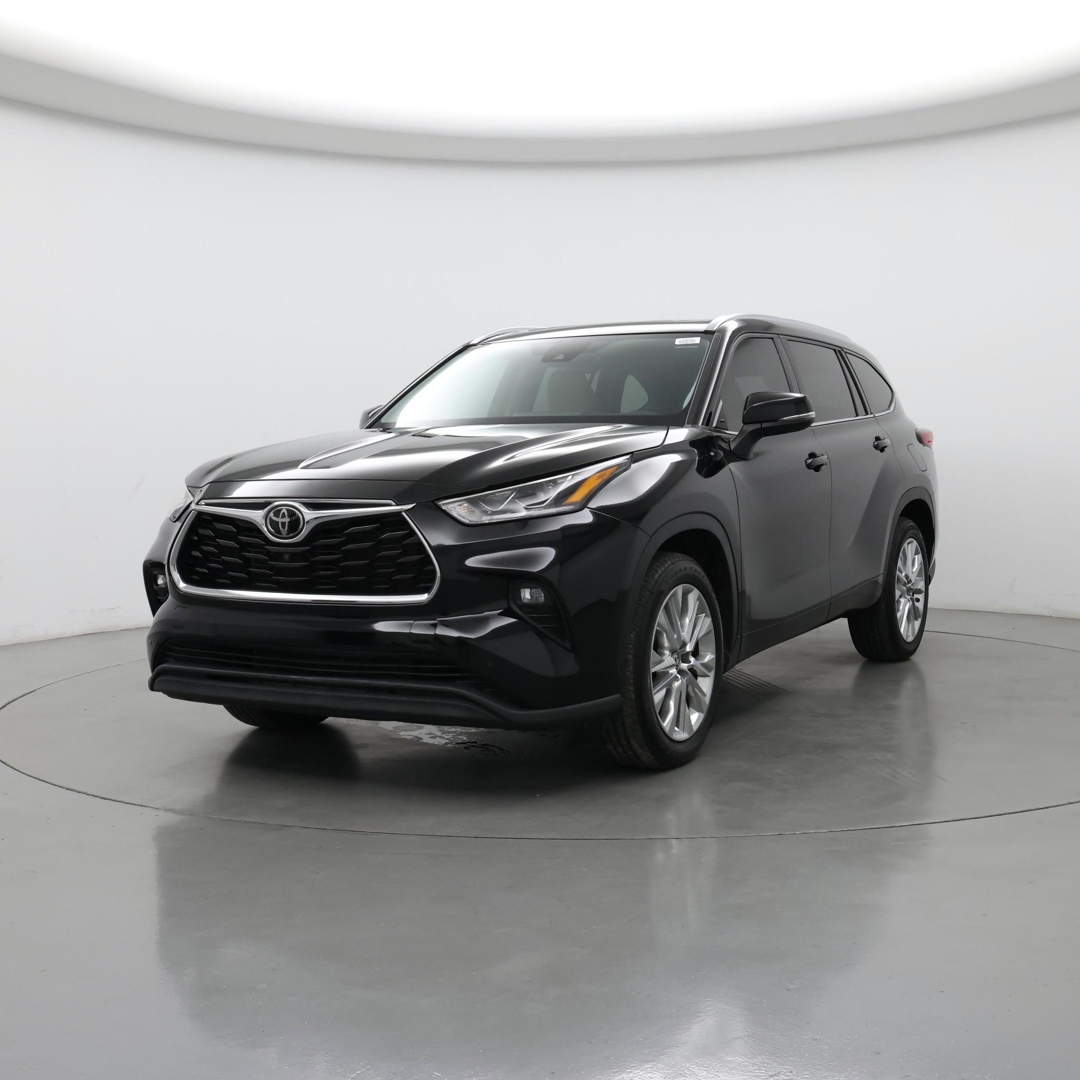 Thumbnail: 2021 Toyota Highlander - 4