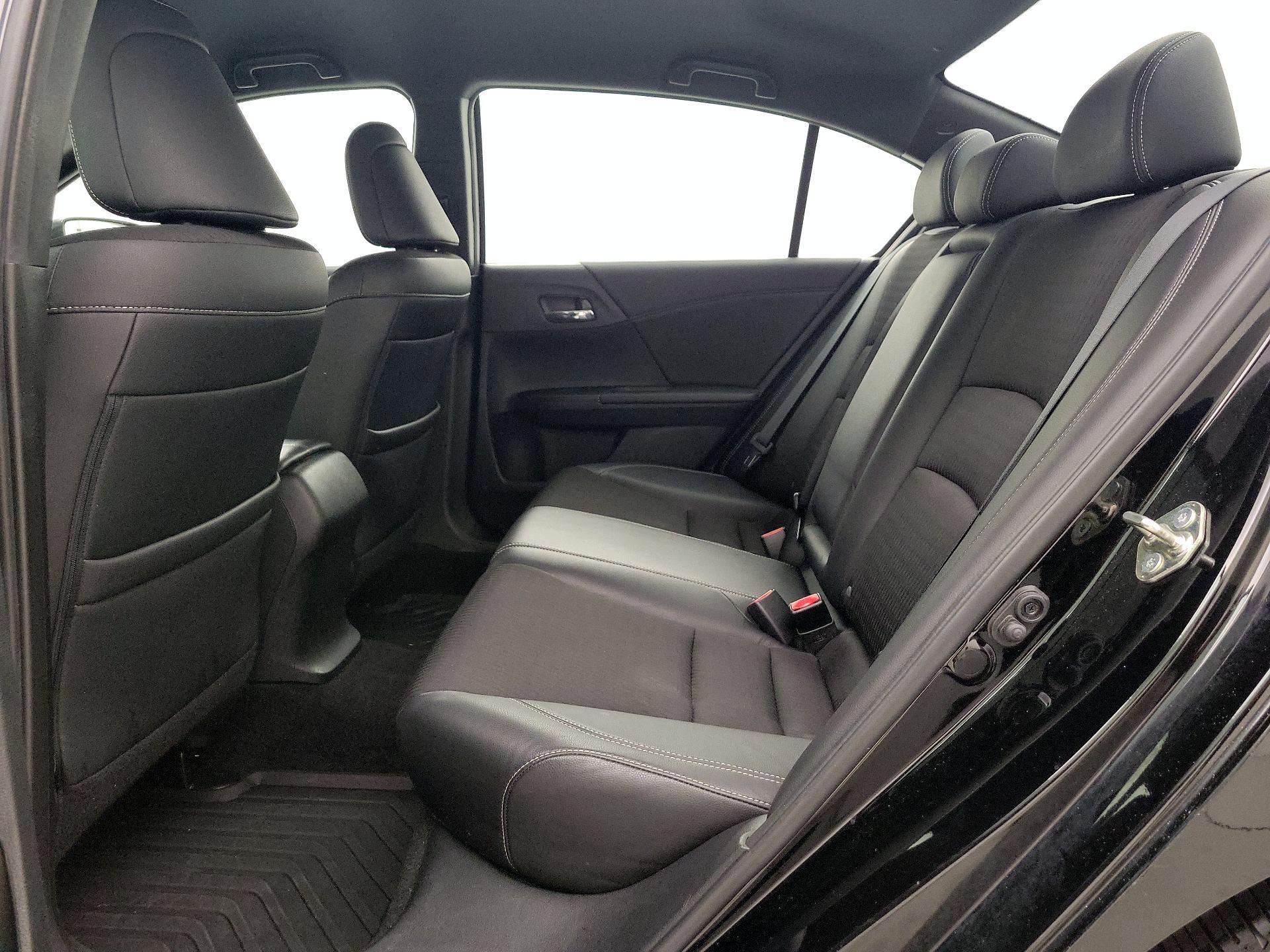 Thumbnail: 2016 Honda Accord - 19