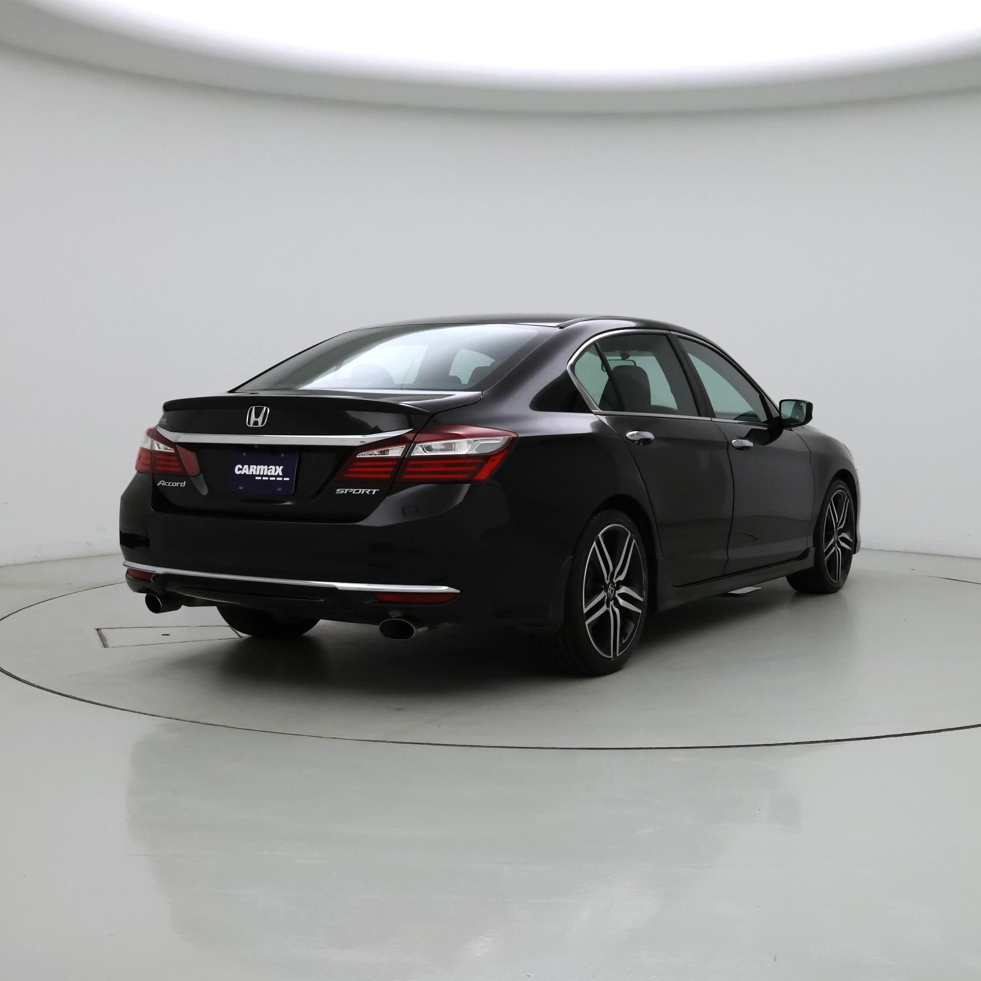 Thumbnail: 2016 Honda Accord - 8