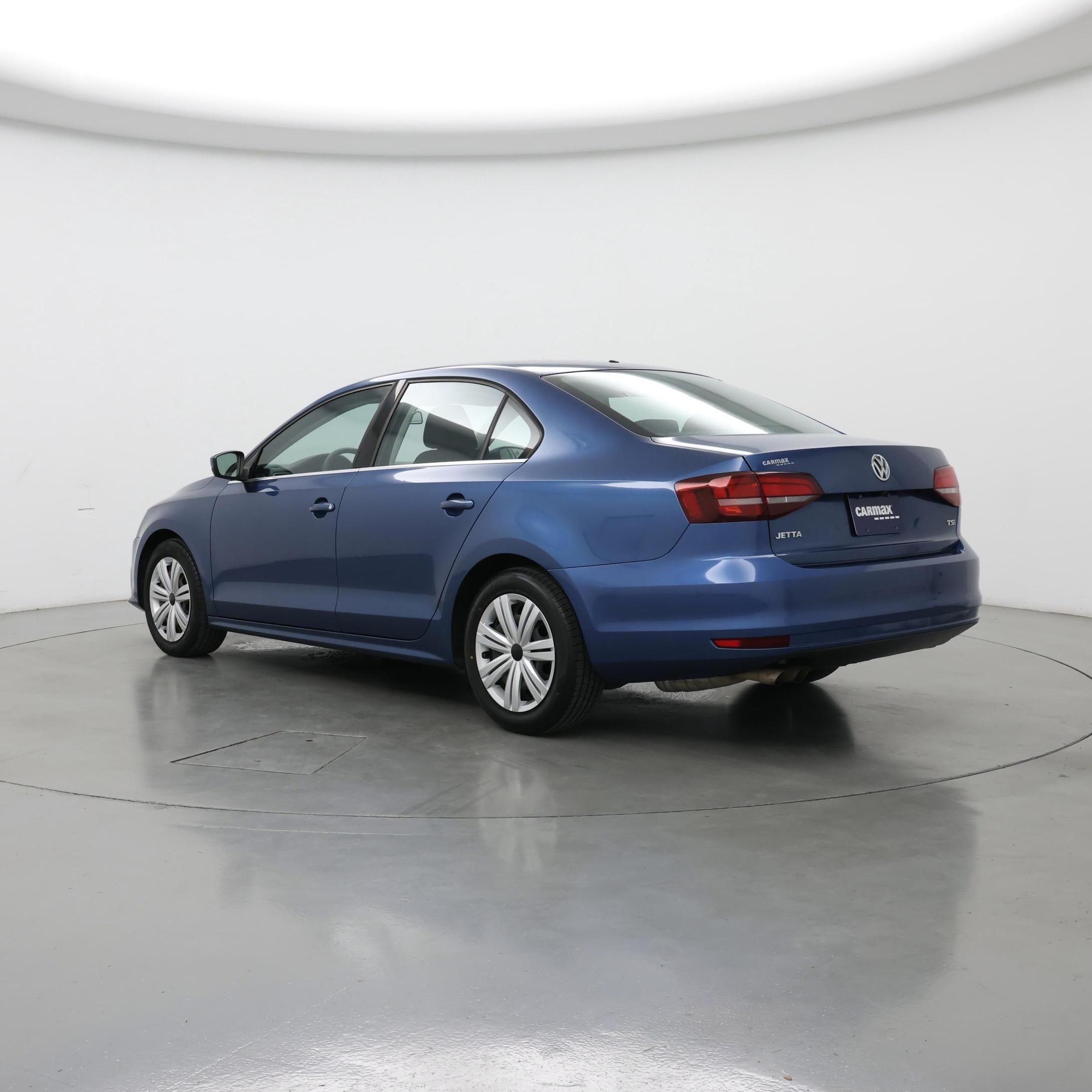 Thumbnail: 2017 Volkswagen Jetta - 2