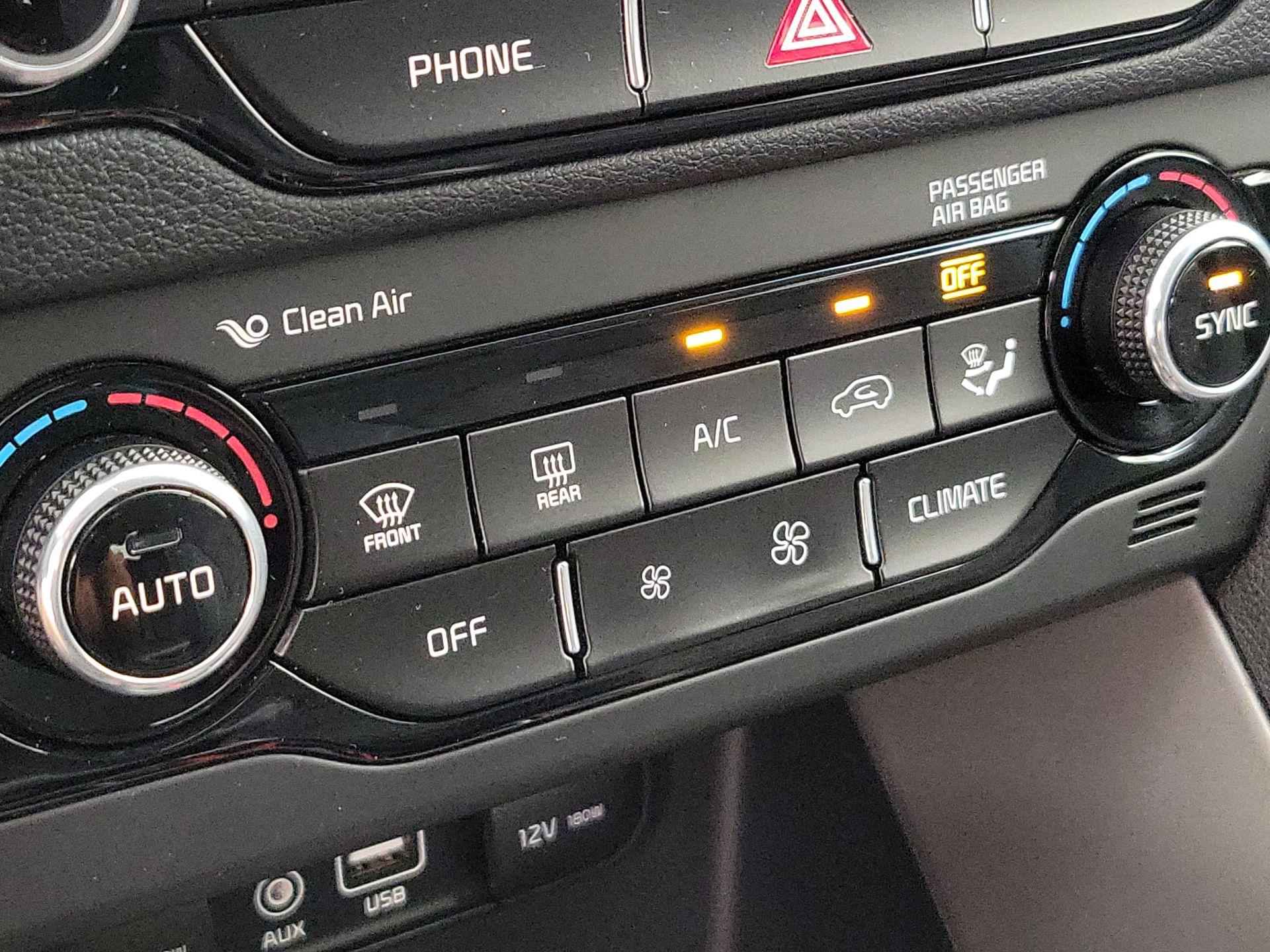 Thumbnail: 2018 Kia Niro - 16